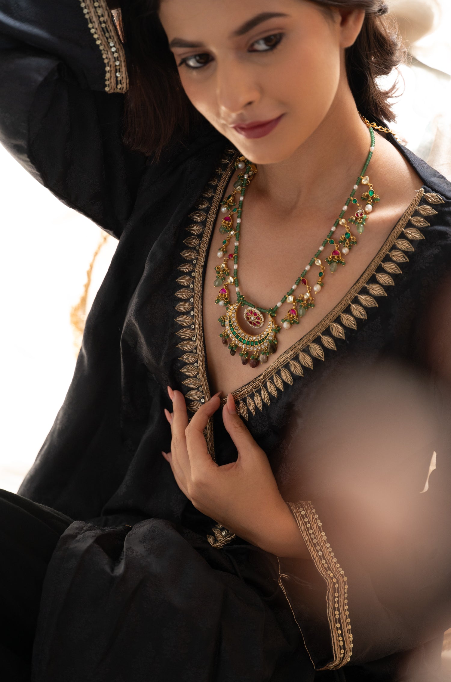 Fariyah Green Pearl Necklace
