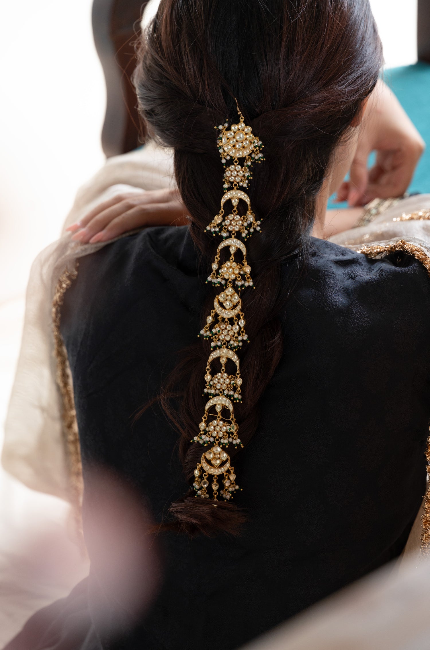 Esha Kundan Braid Pin