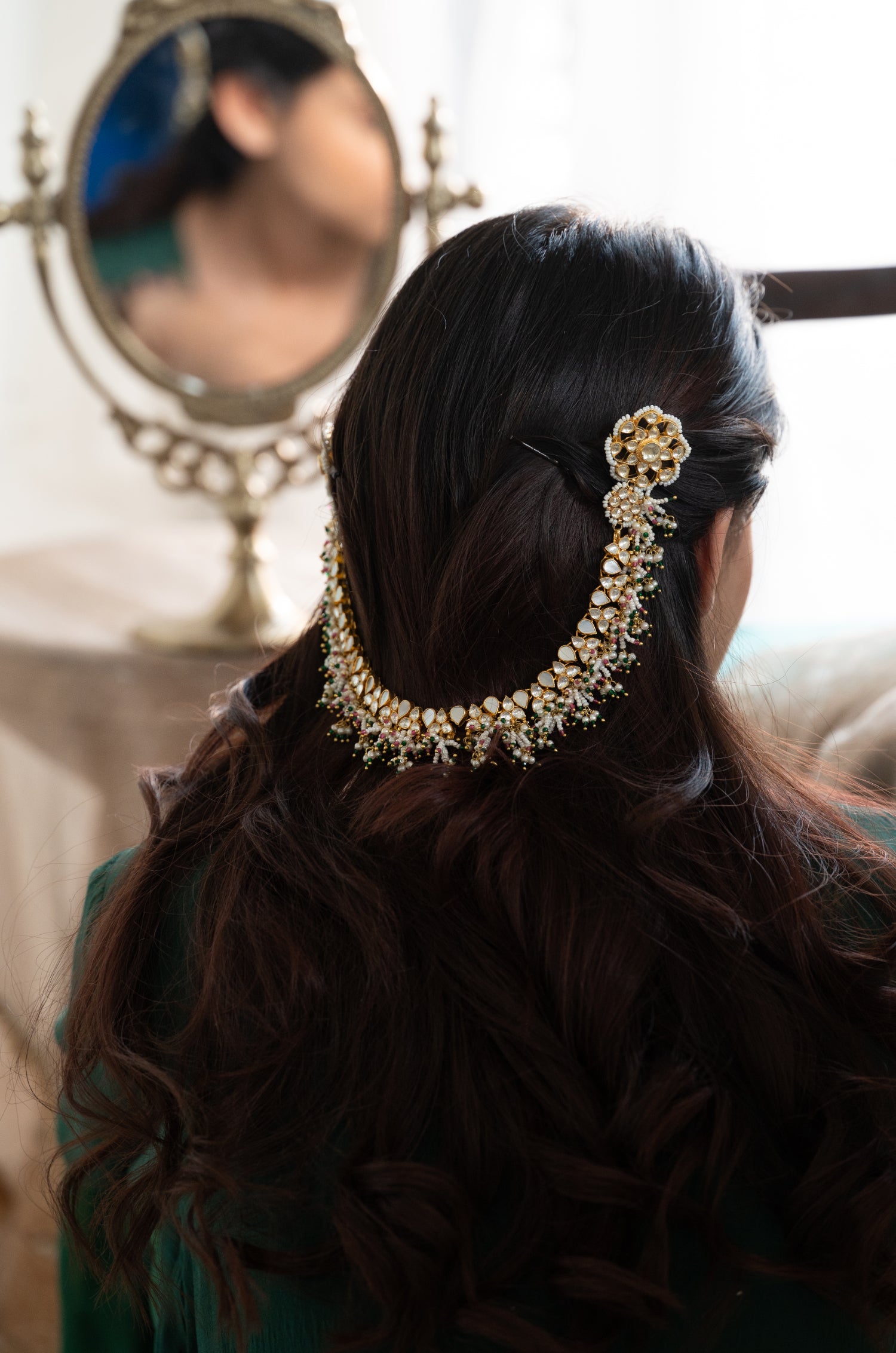 Kavya Mother Of Pearl Braid Pin