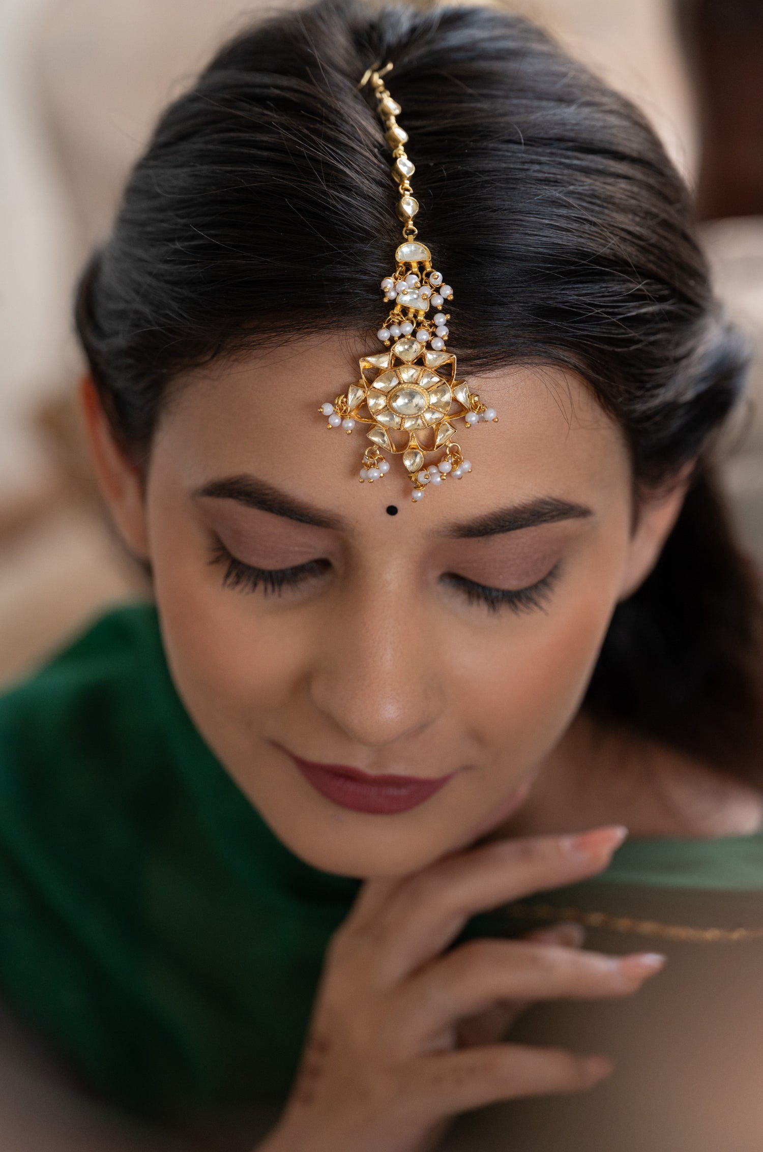Avantika Kundan Maang Tikka