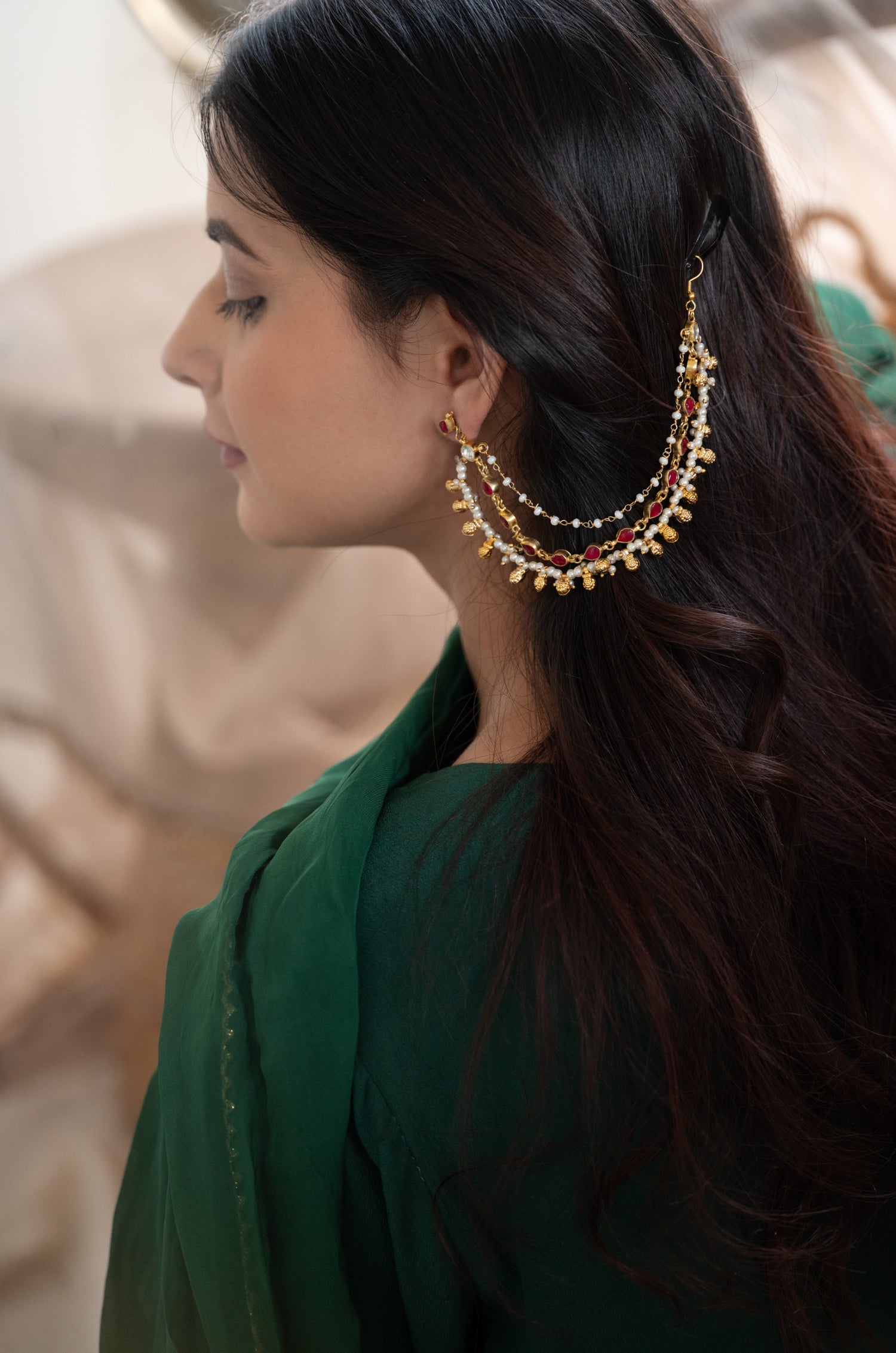 Tavisha Red Kundan Kaan Chain