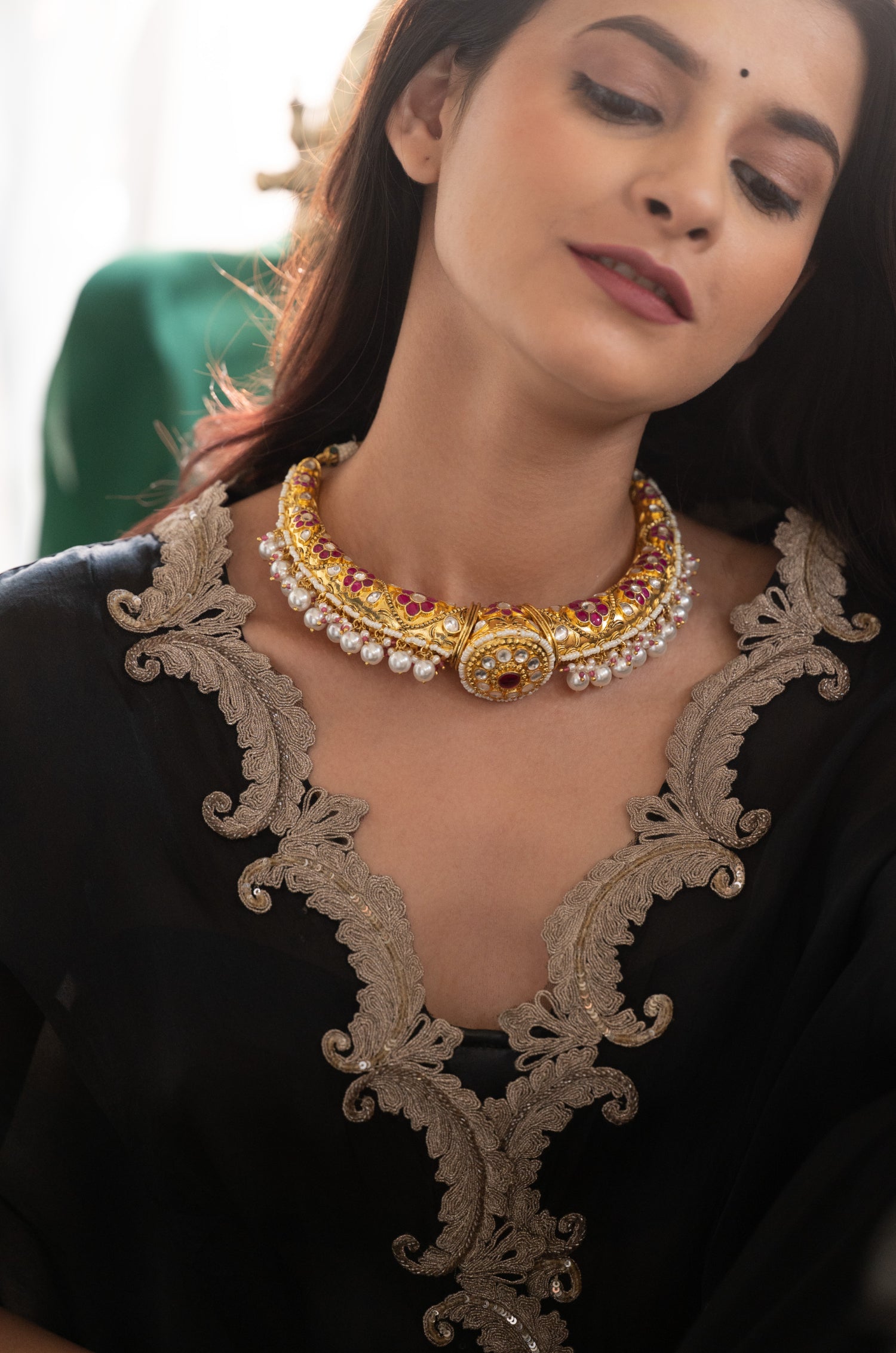 Tanahira Kundan Hasli Necklace Set