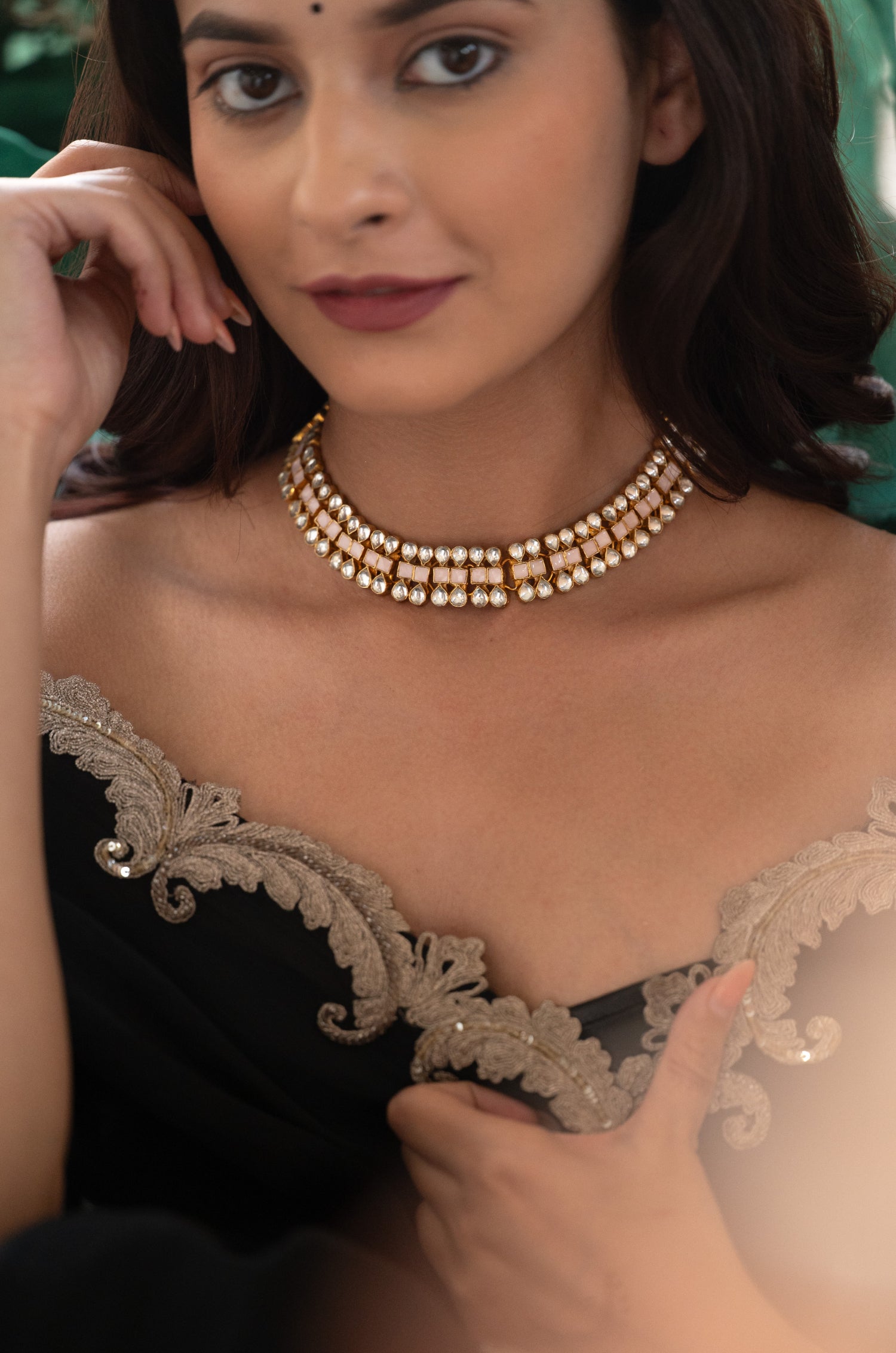 Eraina Kundan Choker