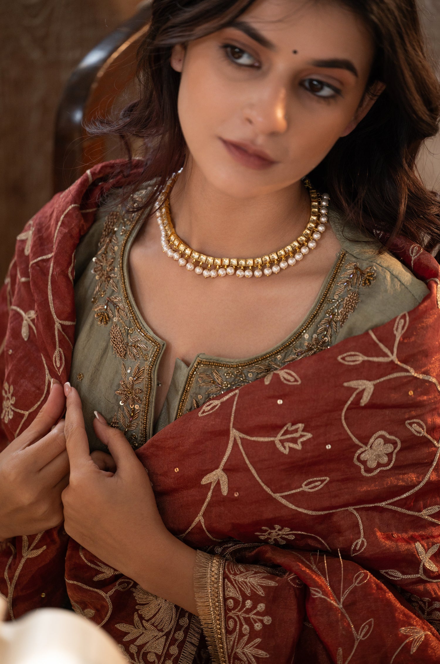 Ravleen Kundan And Pearls Necklace