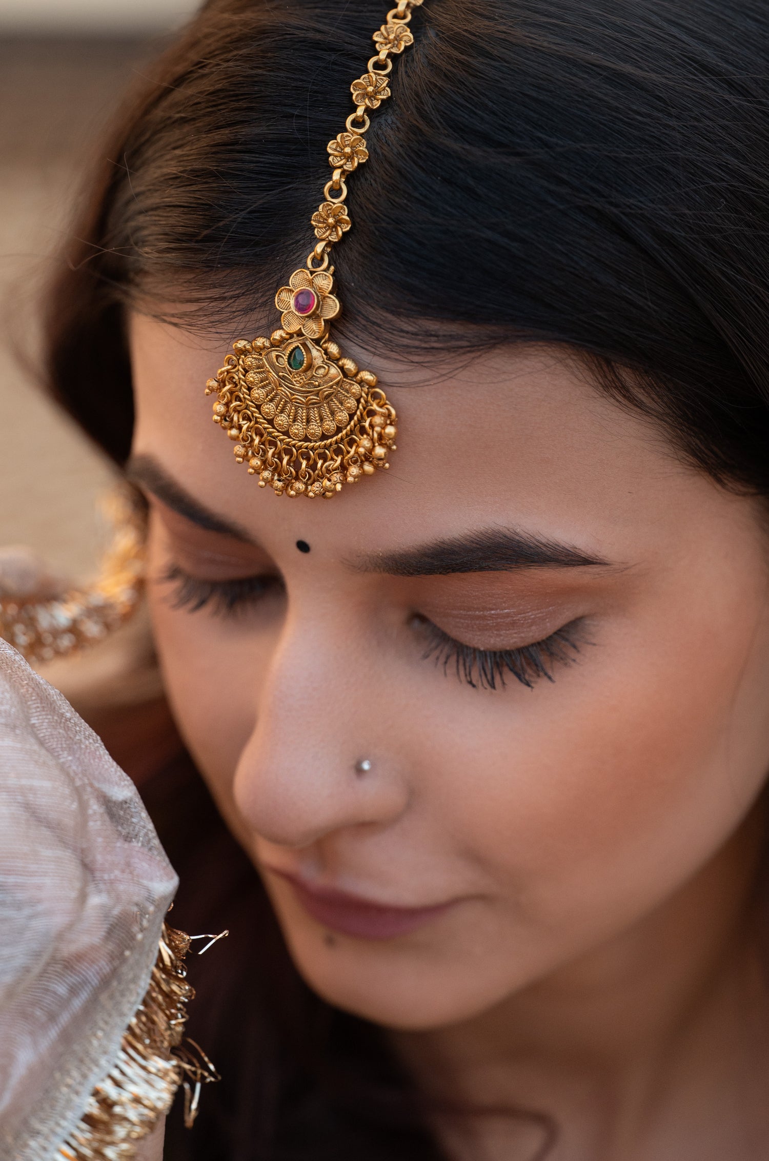 Yumilah Temple Work Maangtikka