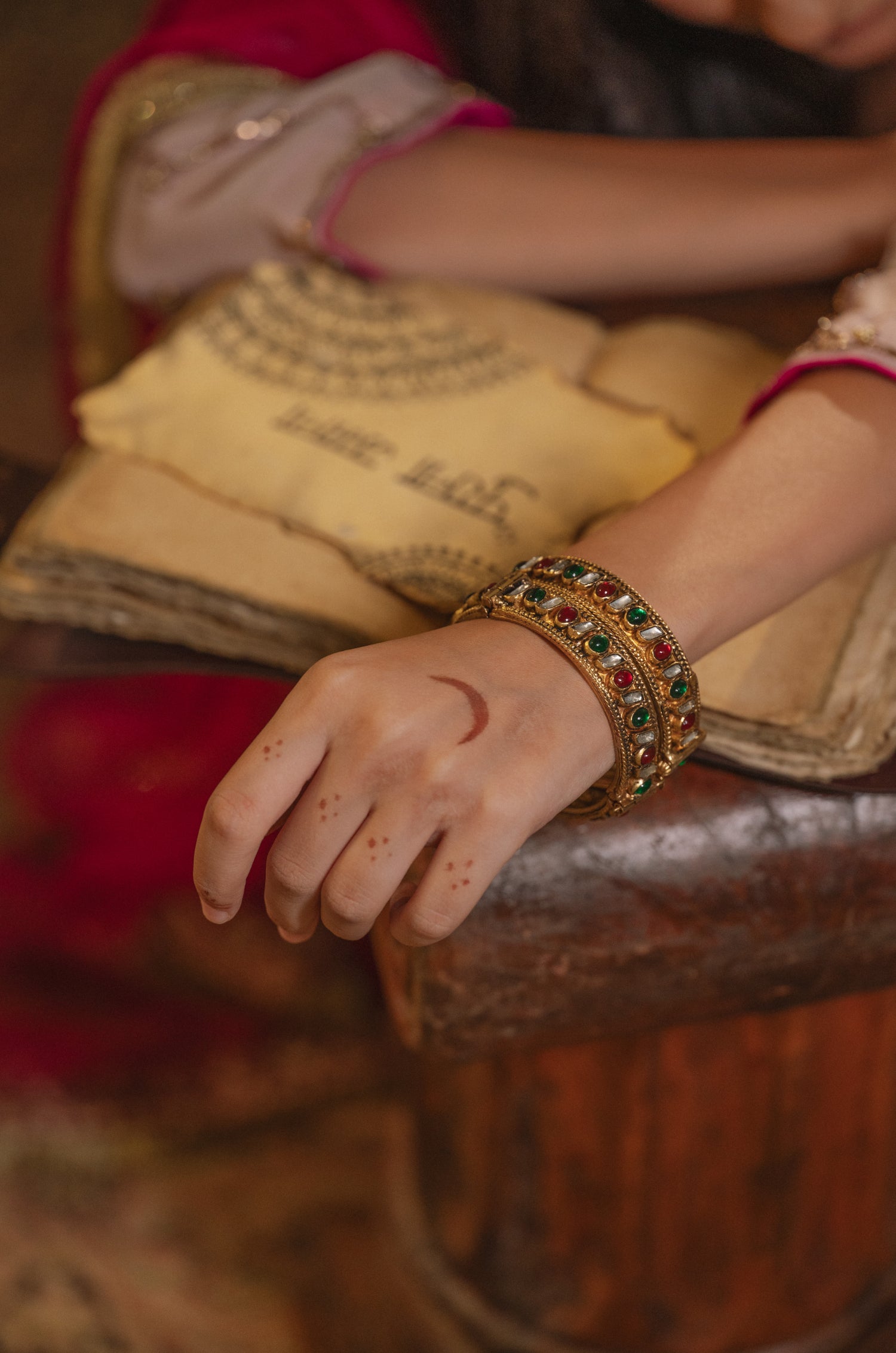 Vehanika Kundan Bangles - Set of 2