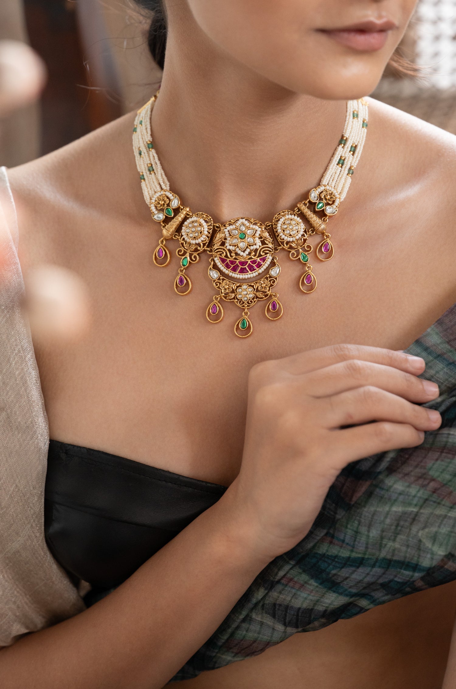 Fahina Kundan Necklace Set
