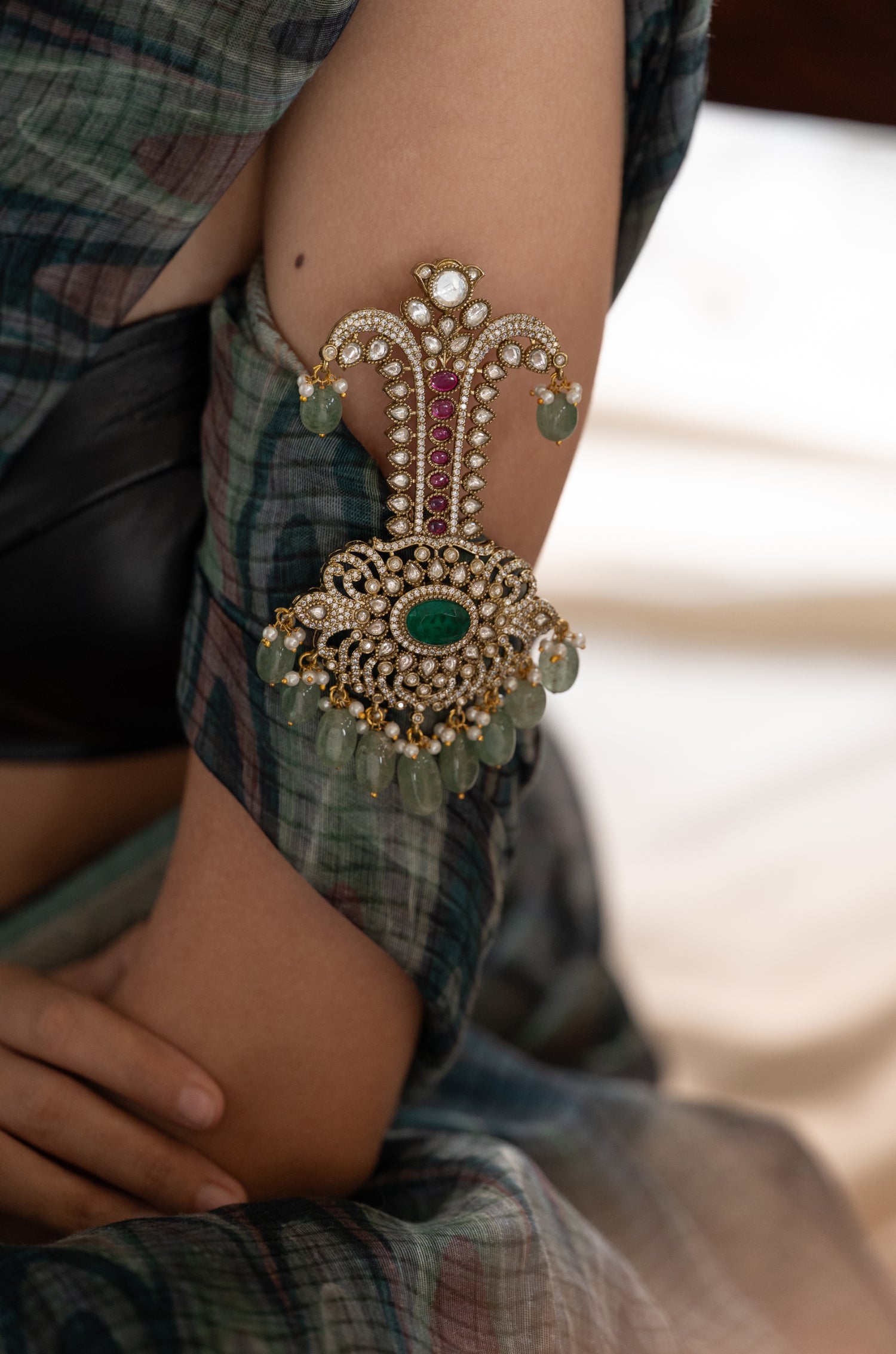 Harisha Polki Kalgi