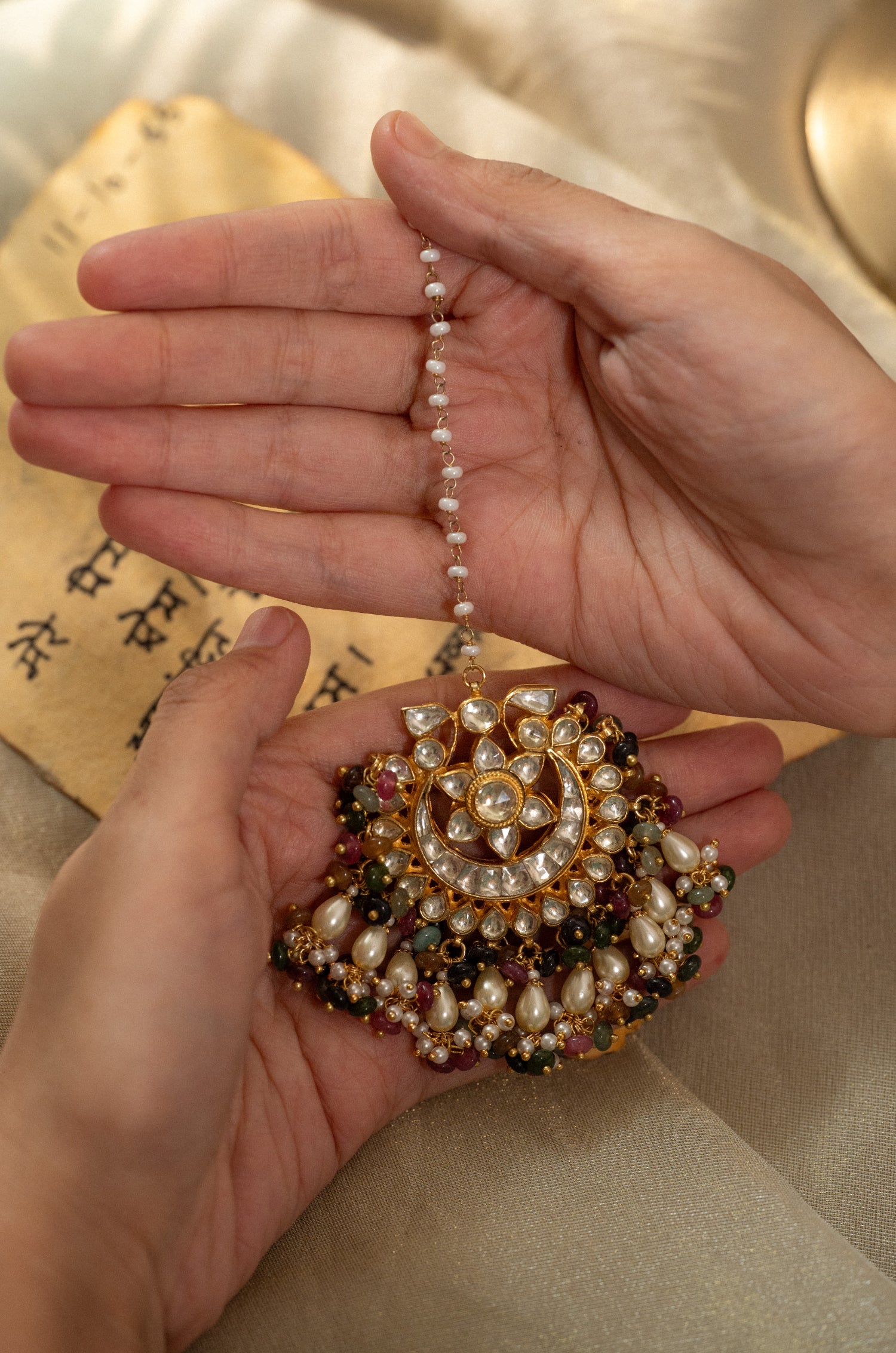 Adirika Multicolored Kundan Maangtikka