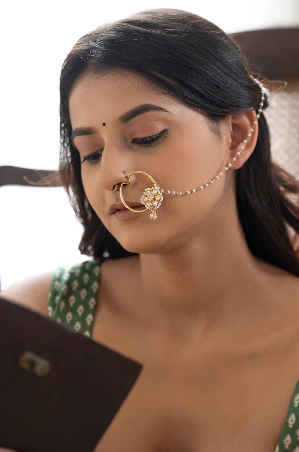 Farya Kundan Nosepin
