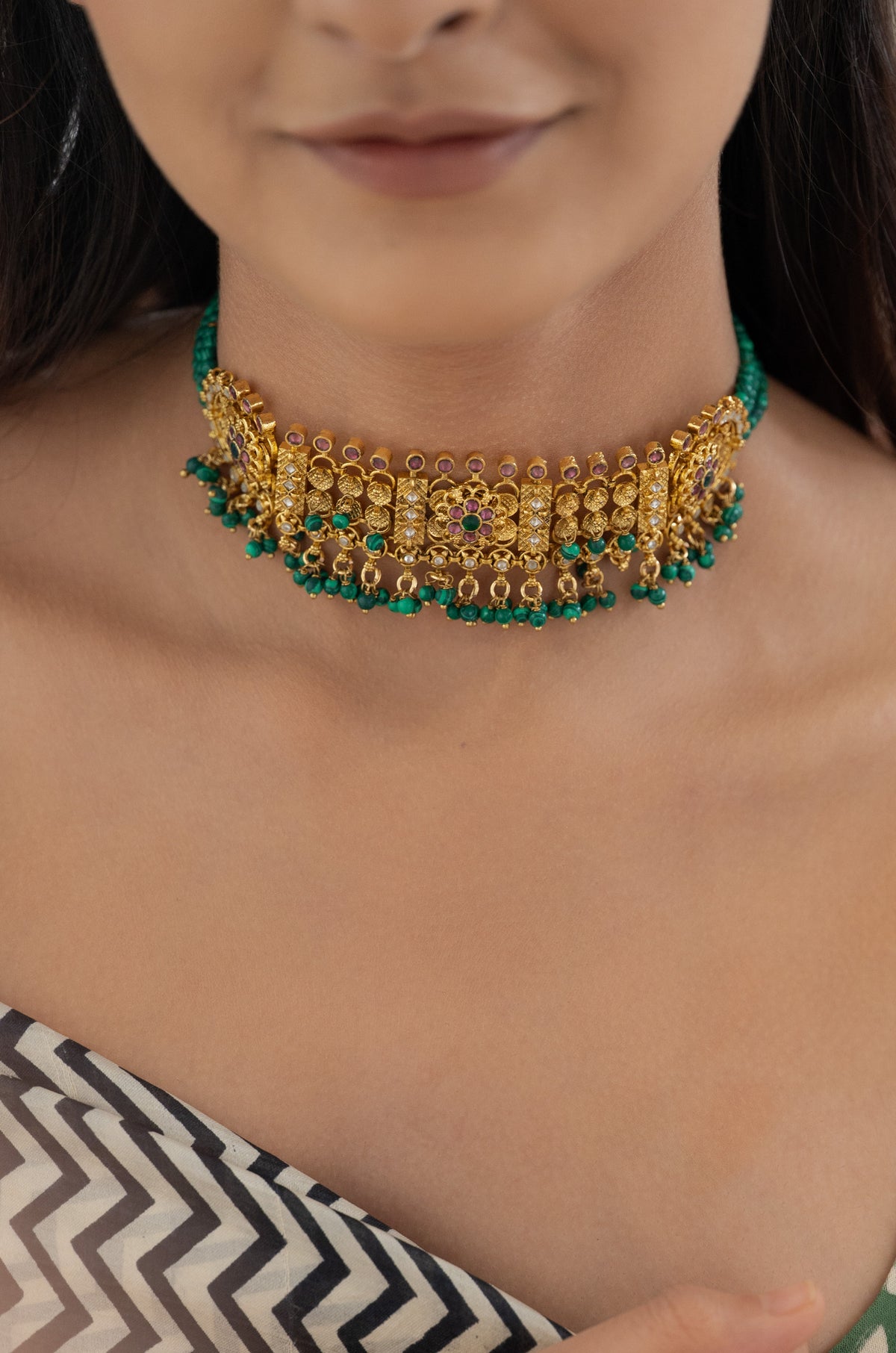 Arya Kundan Necklace Set