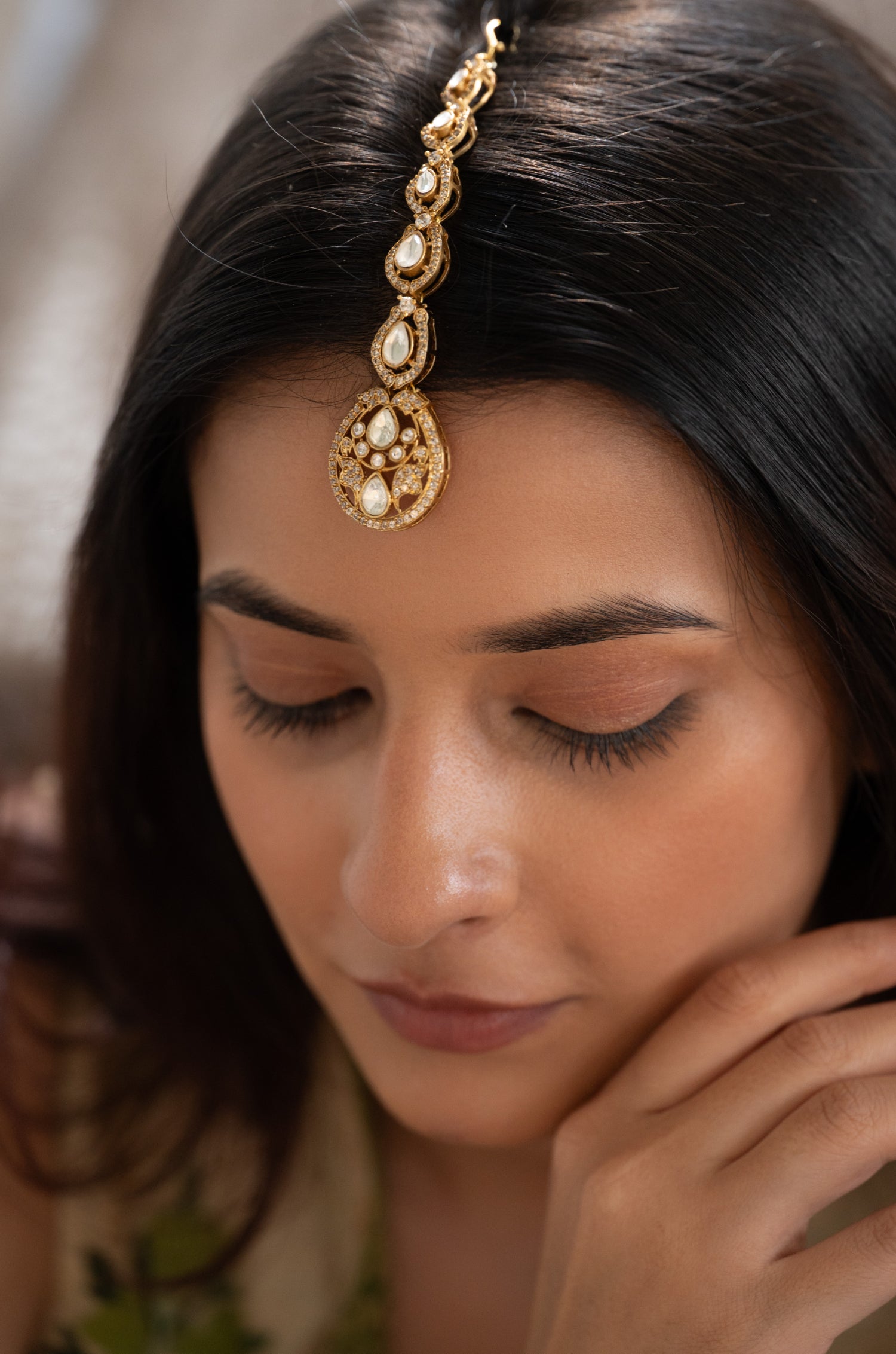 Averi Polki Maang Tikka