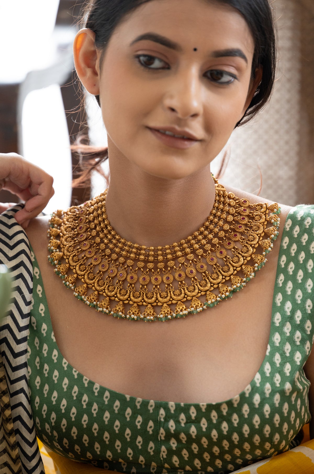 Zareen Temple Work Necklace Set