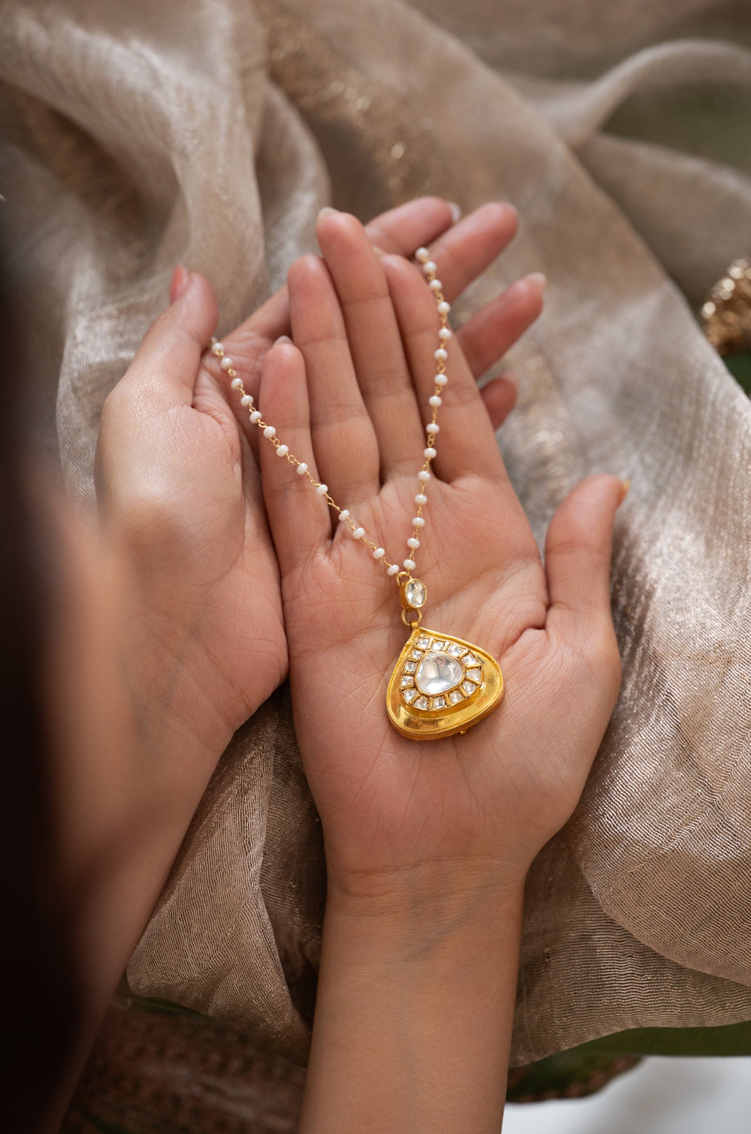 Aneema Kundan Pendant Necklace
