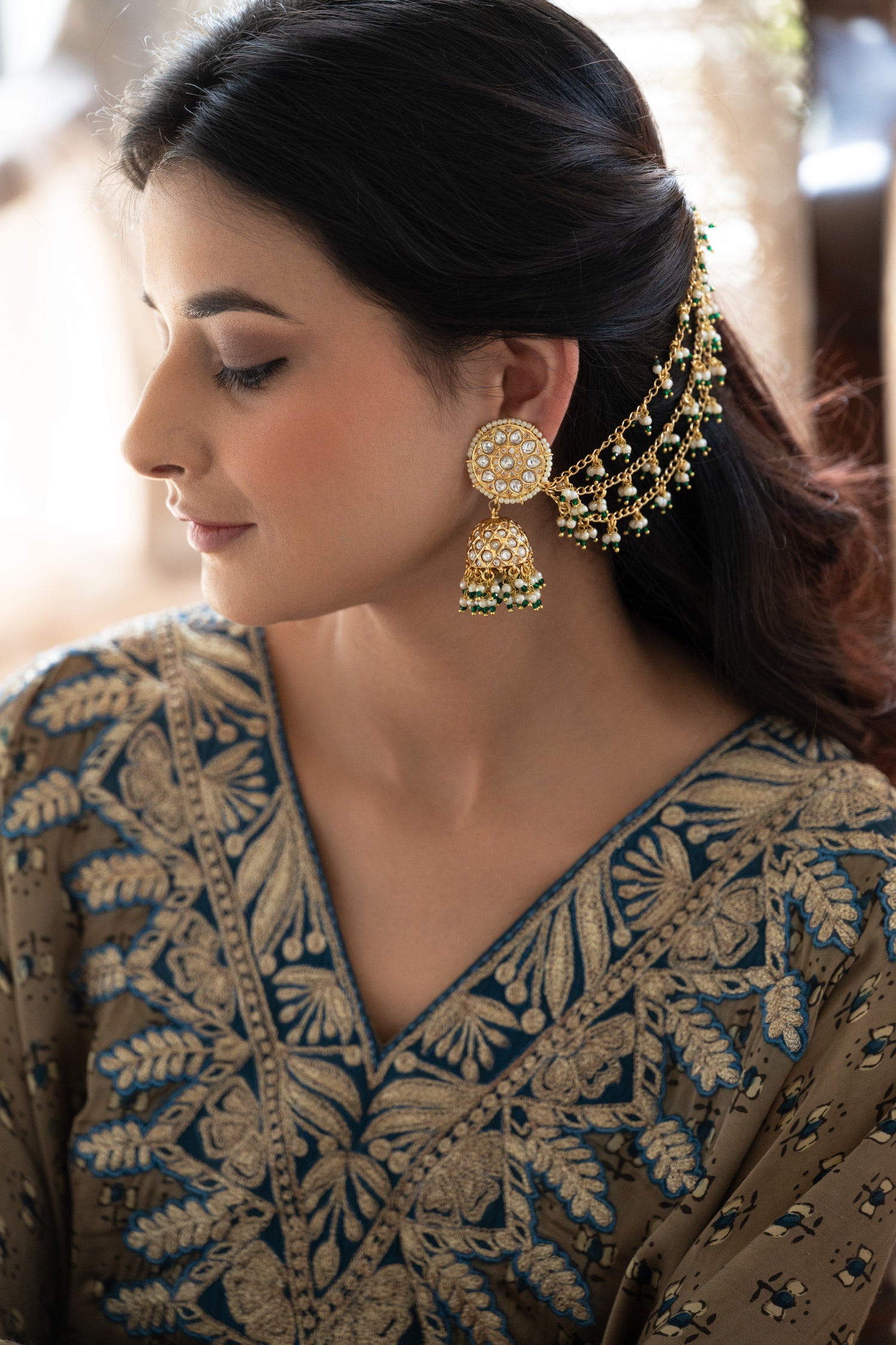 Warnika Kundan Kaan Chain Jhumka Earrings