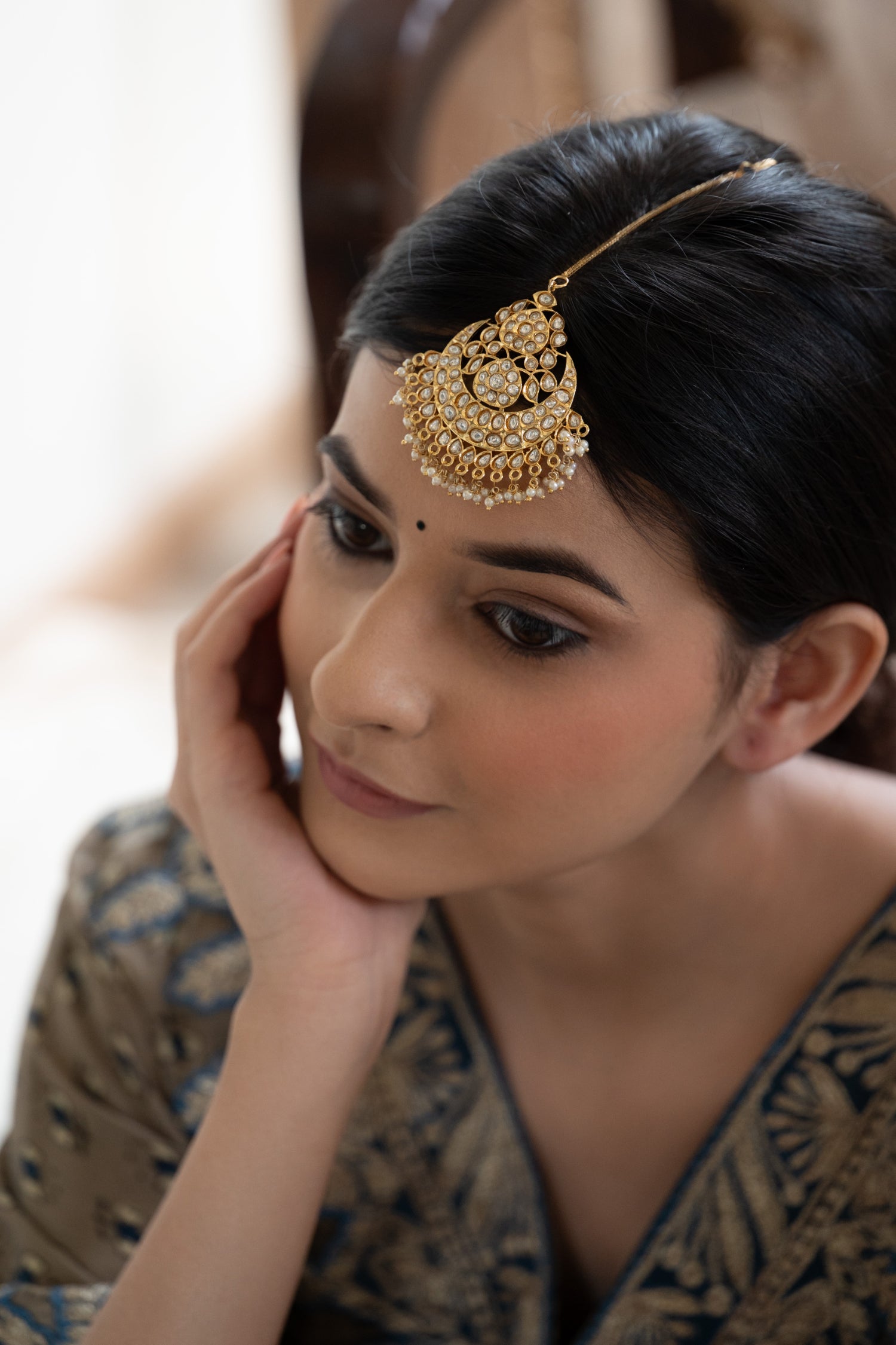 Grina Kundan Maangtikka