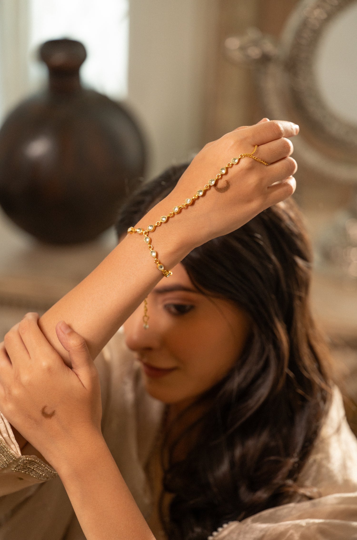 Vedika Kundan Hathphool Bracelet