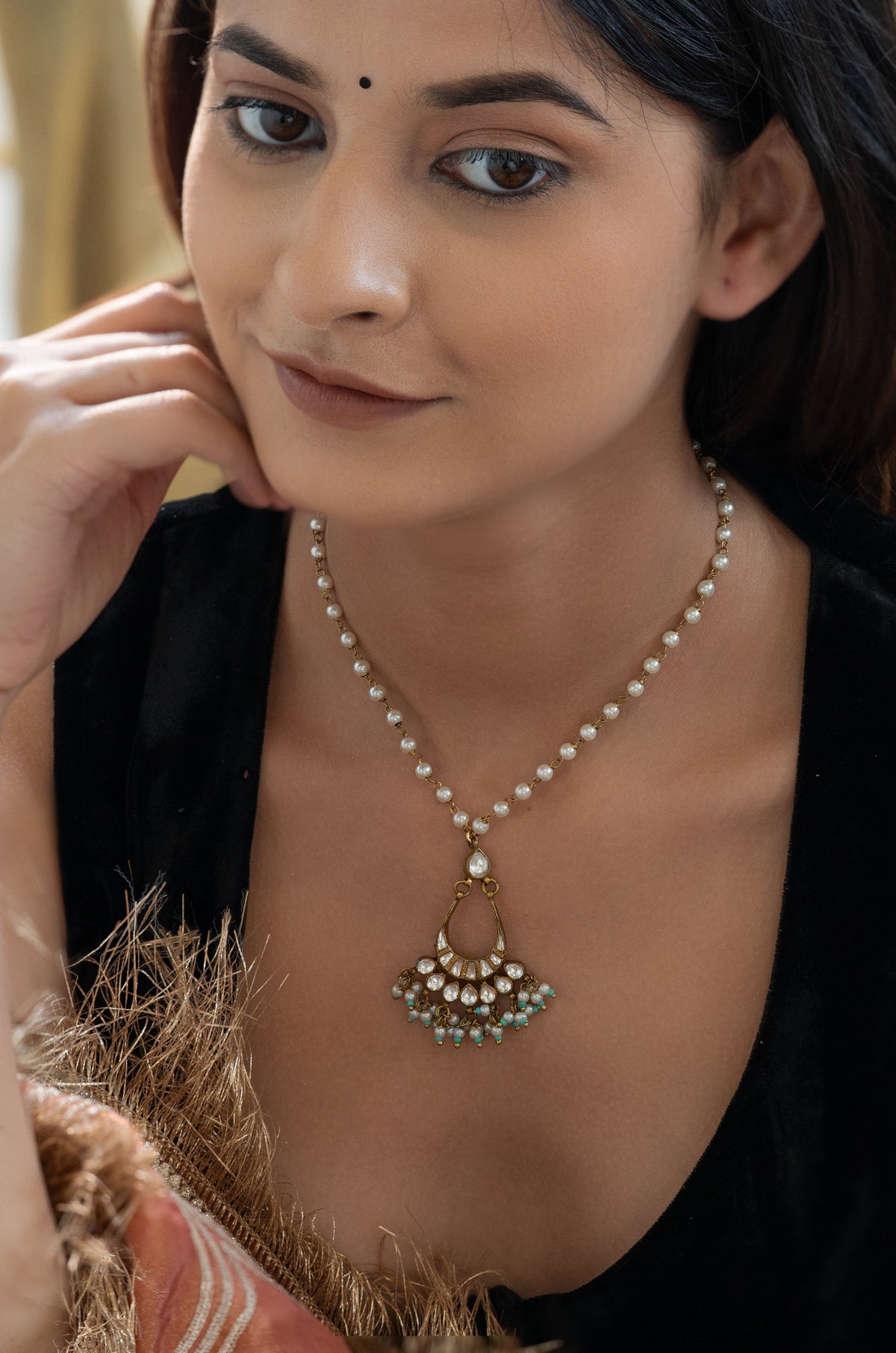 Eshira Turquoise Kundan Necklace