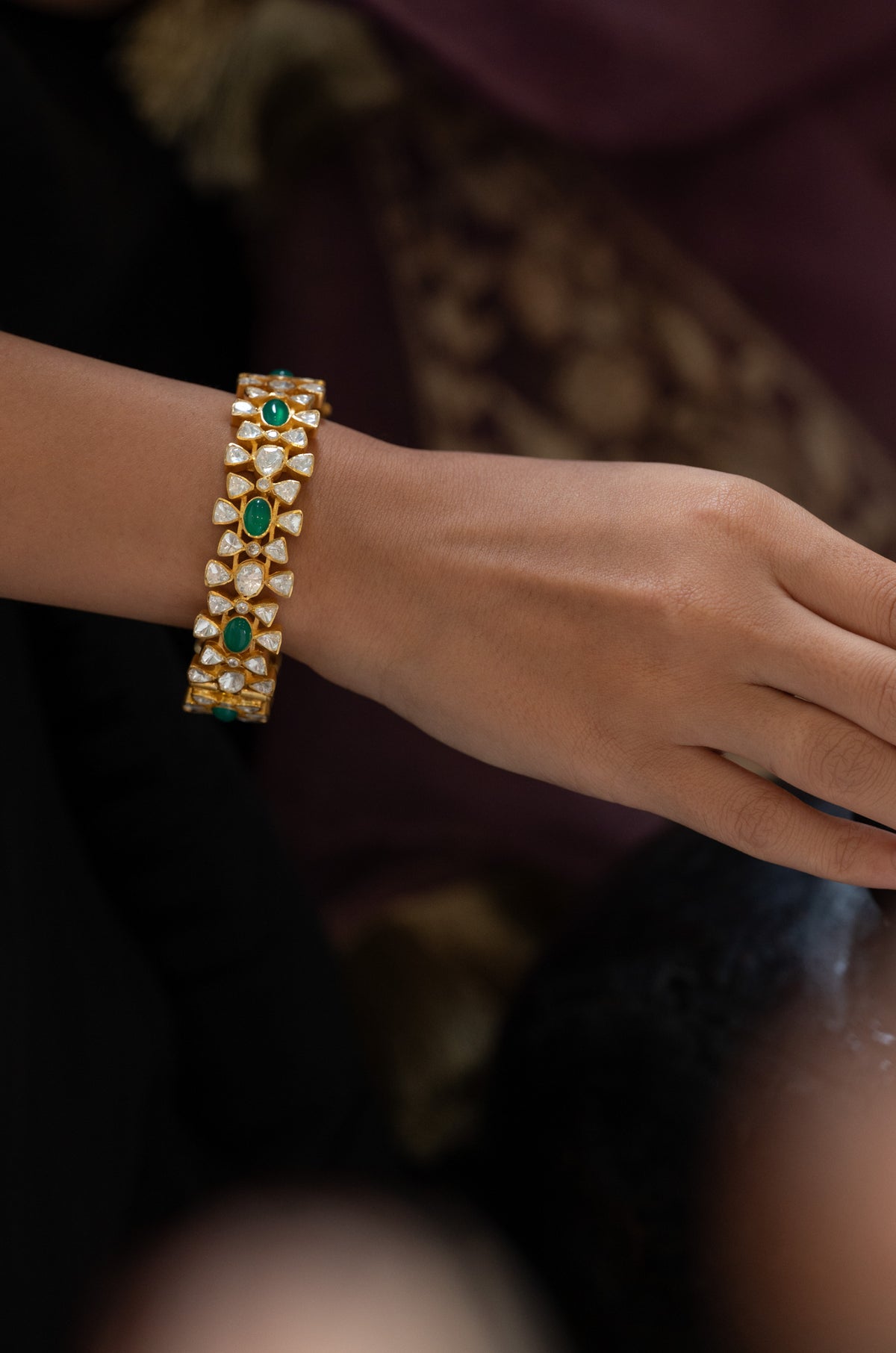 Mridula Polki Silver Bangle