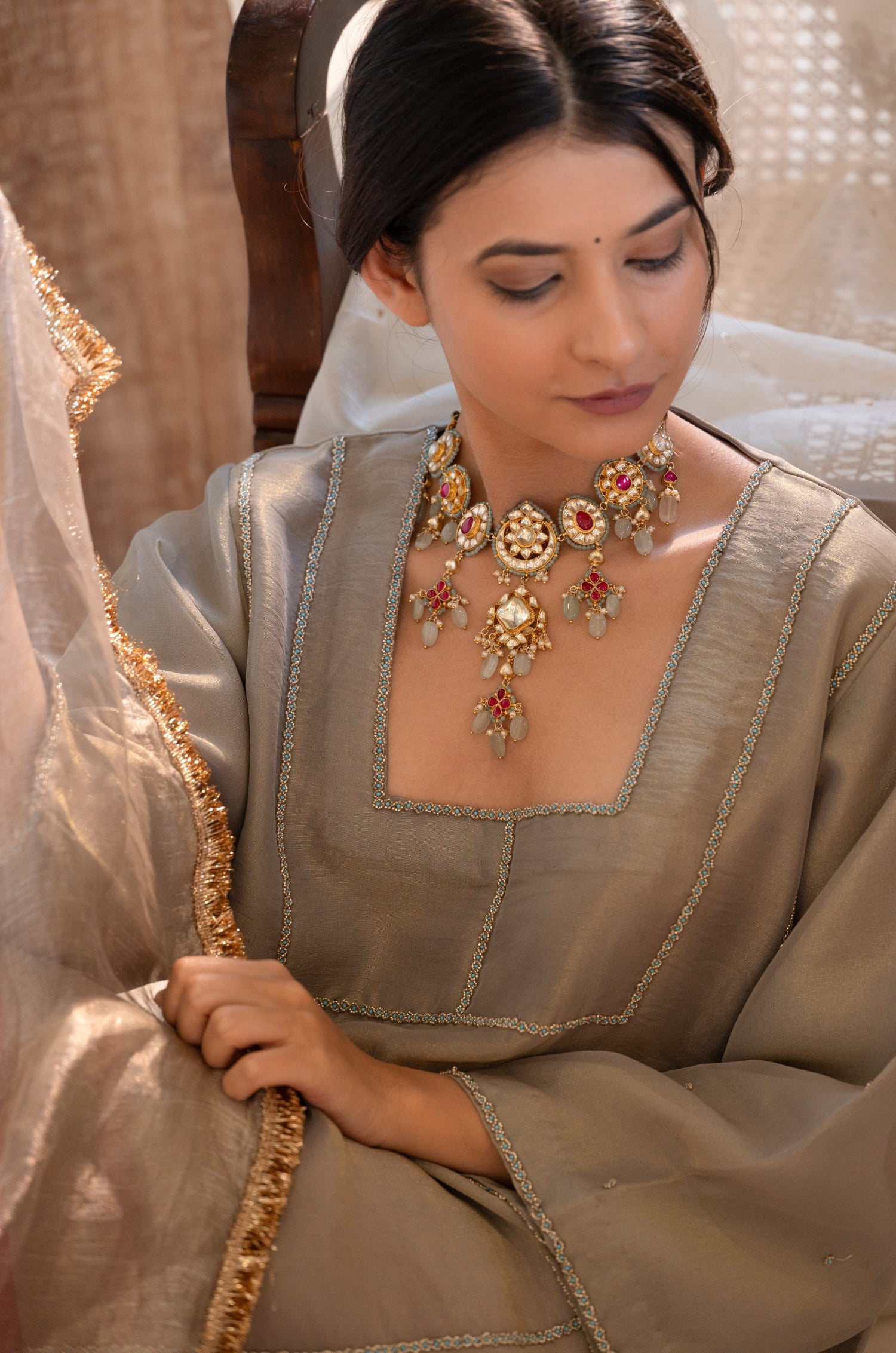 Wafa Mint Kundan Necklace