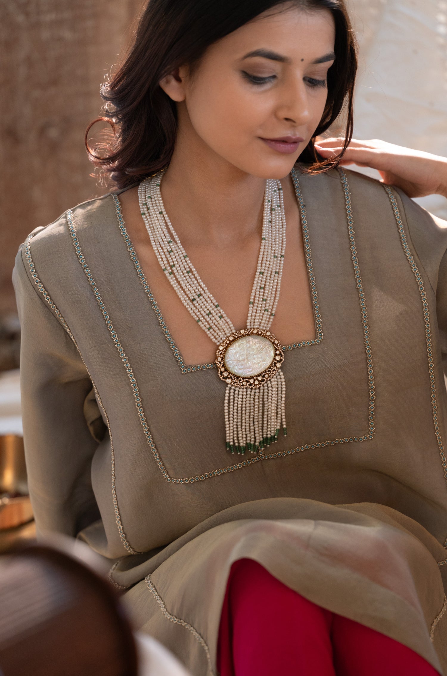 Vidushi Mother of Pearl Necklace