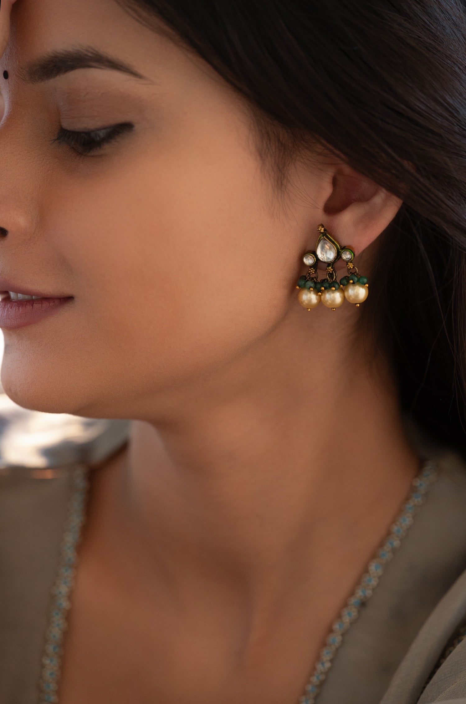 Saisha Kundan Earrings