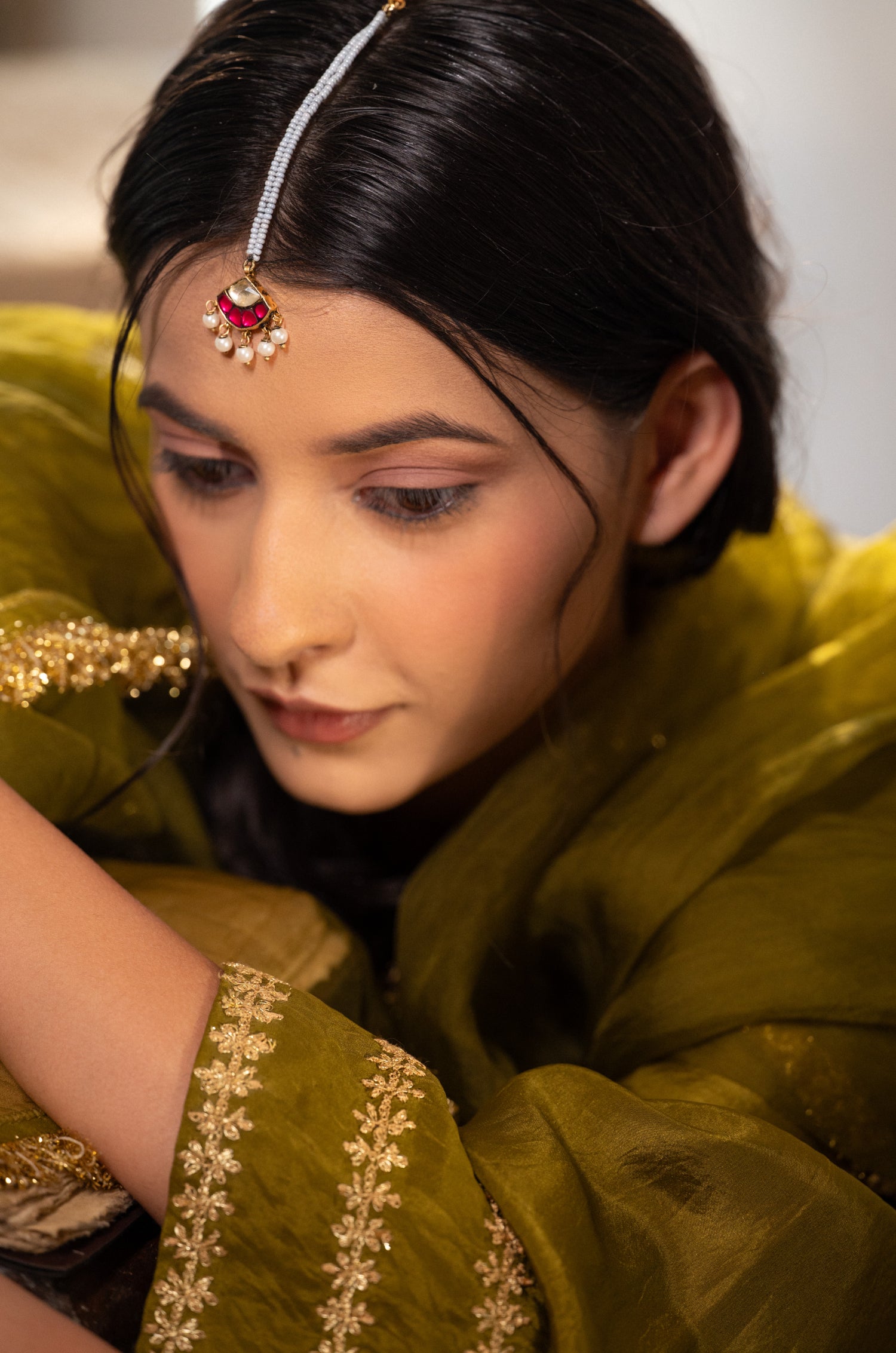 Bhumi Pink Kundan Maangtikka