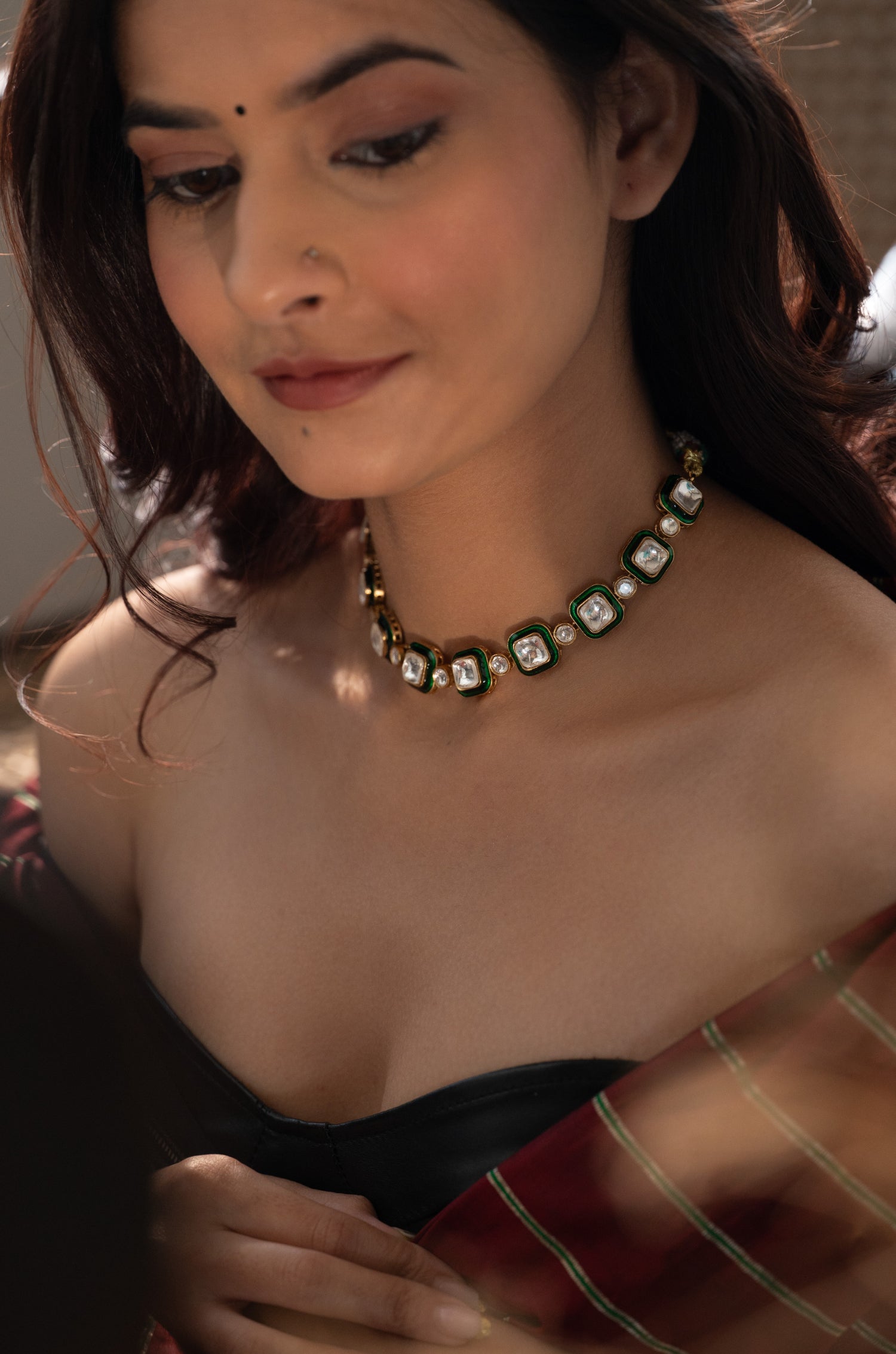 Ammi Enamel Green Necklace Set