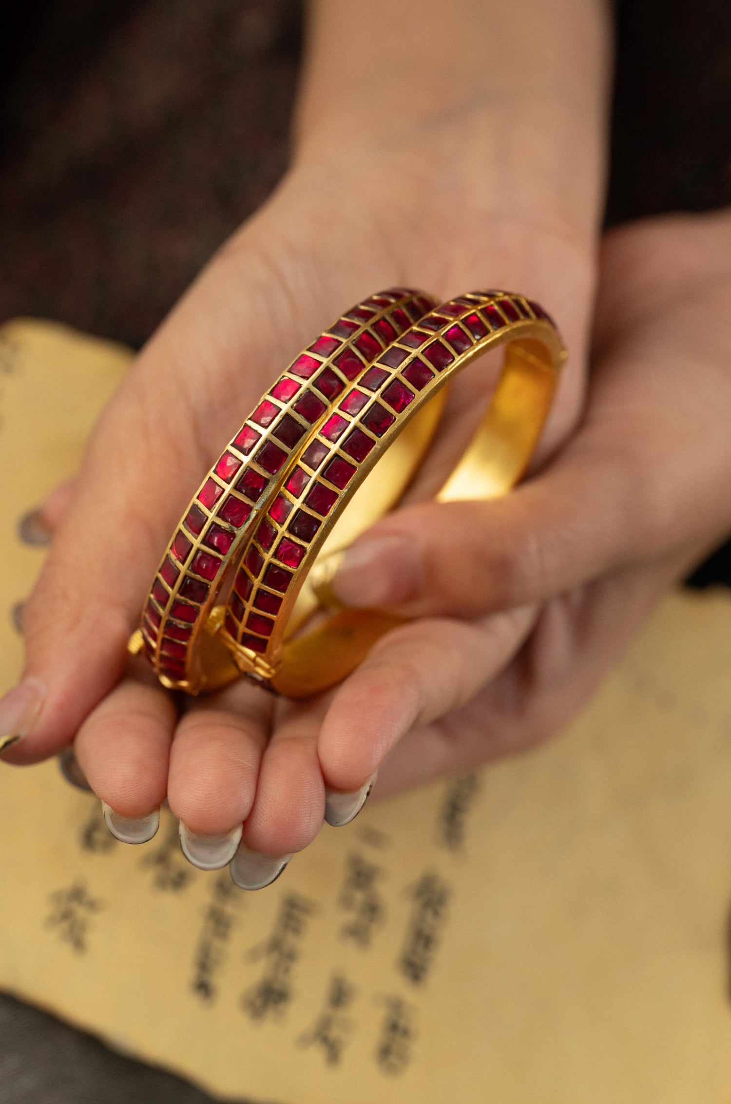 Vedi Red Kundan Bangle- Set of 2