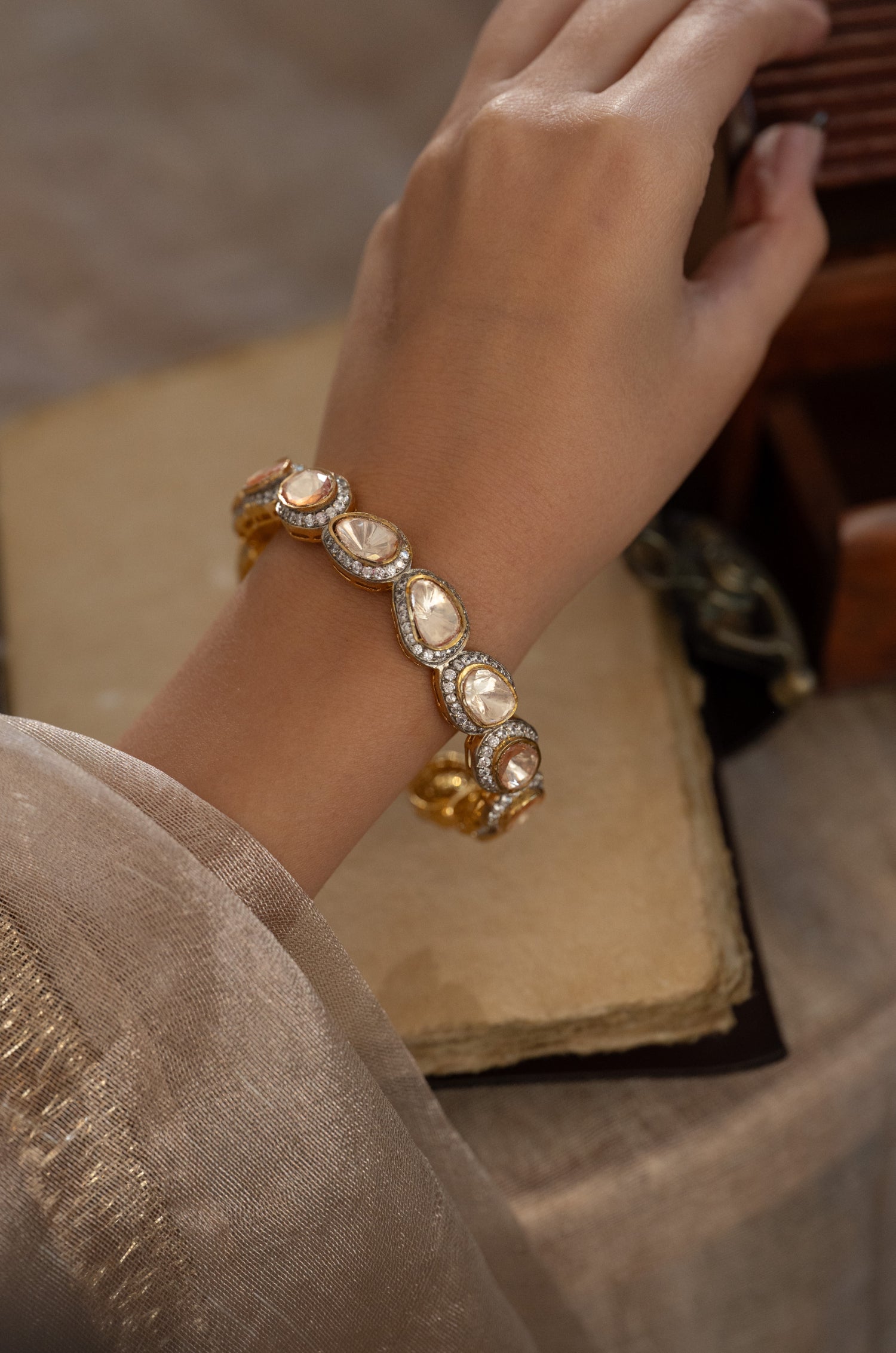 Alma Uncut Polki Bangle