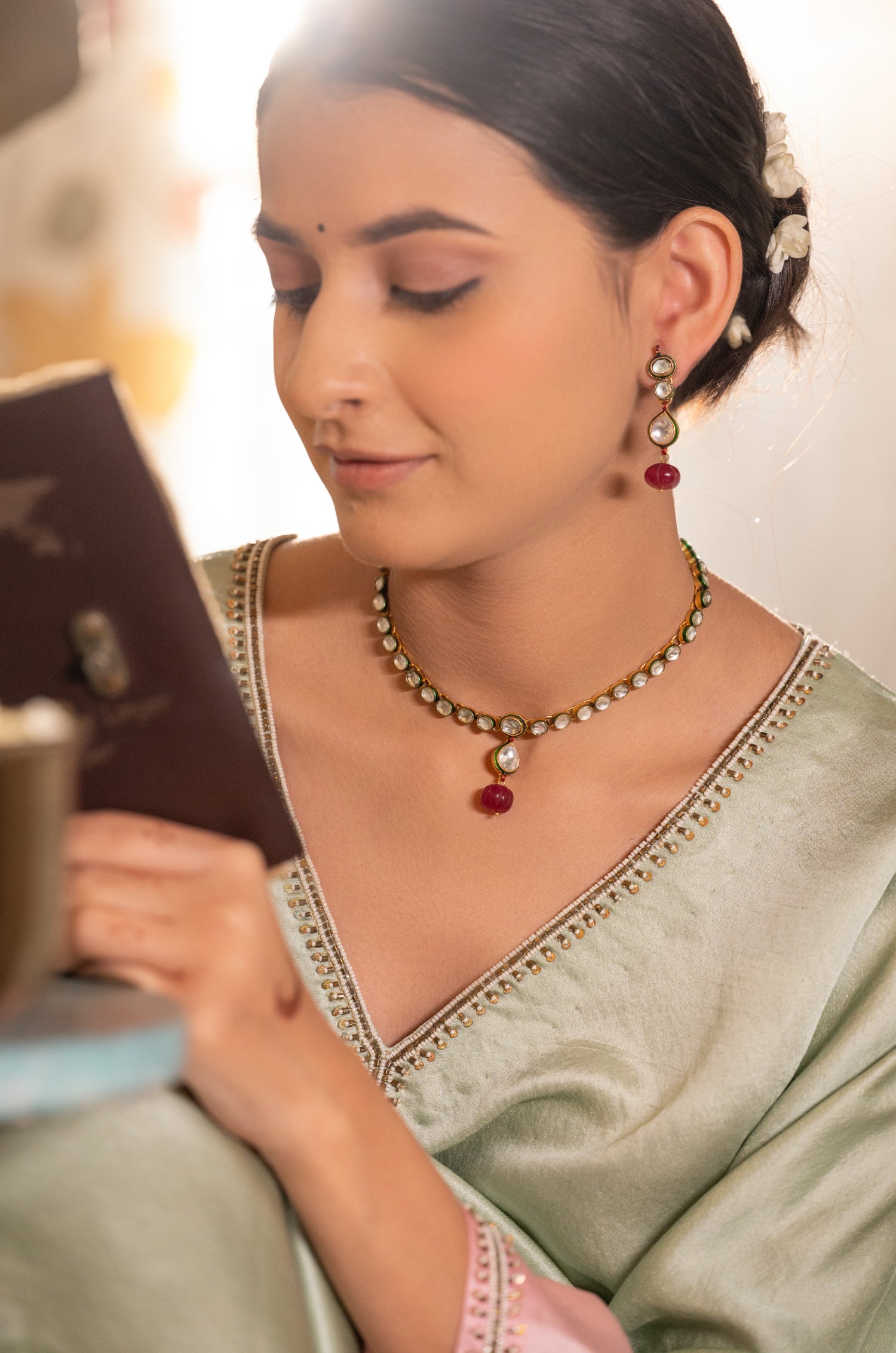 Ariya Red Kundan Necklace Set