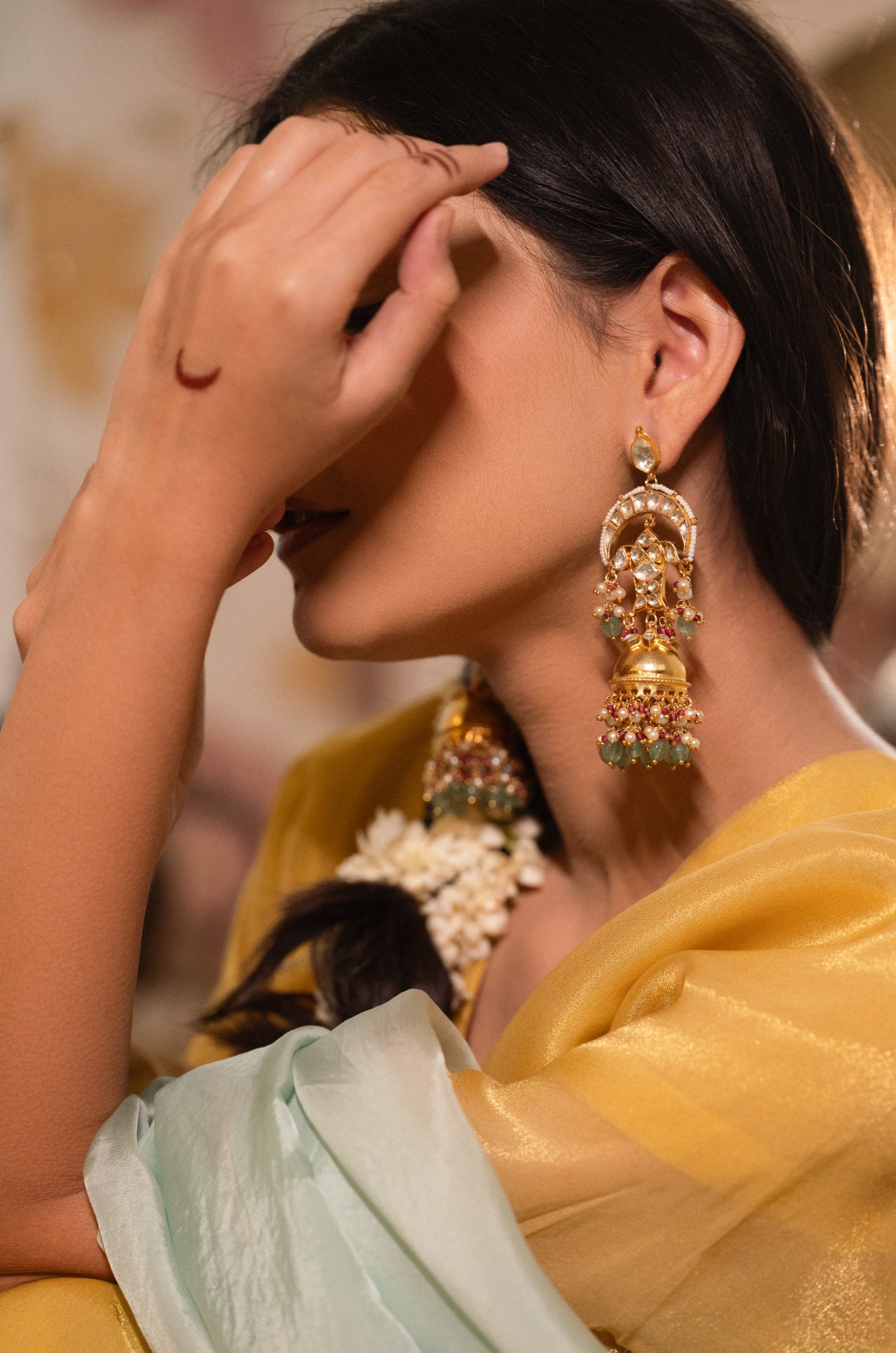 Parul Kundan Jhumka Earrings
