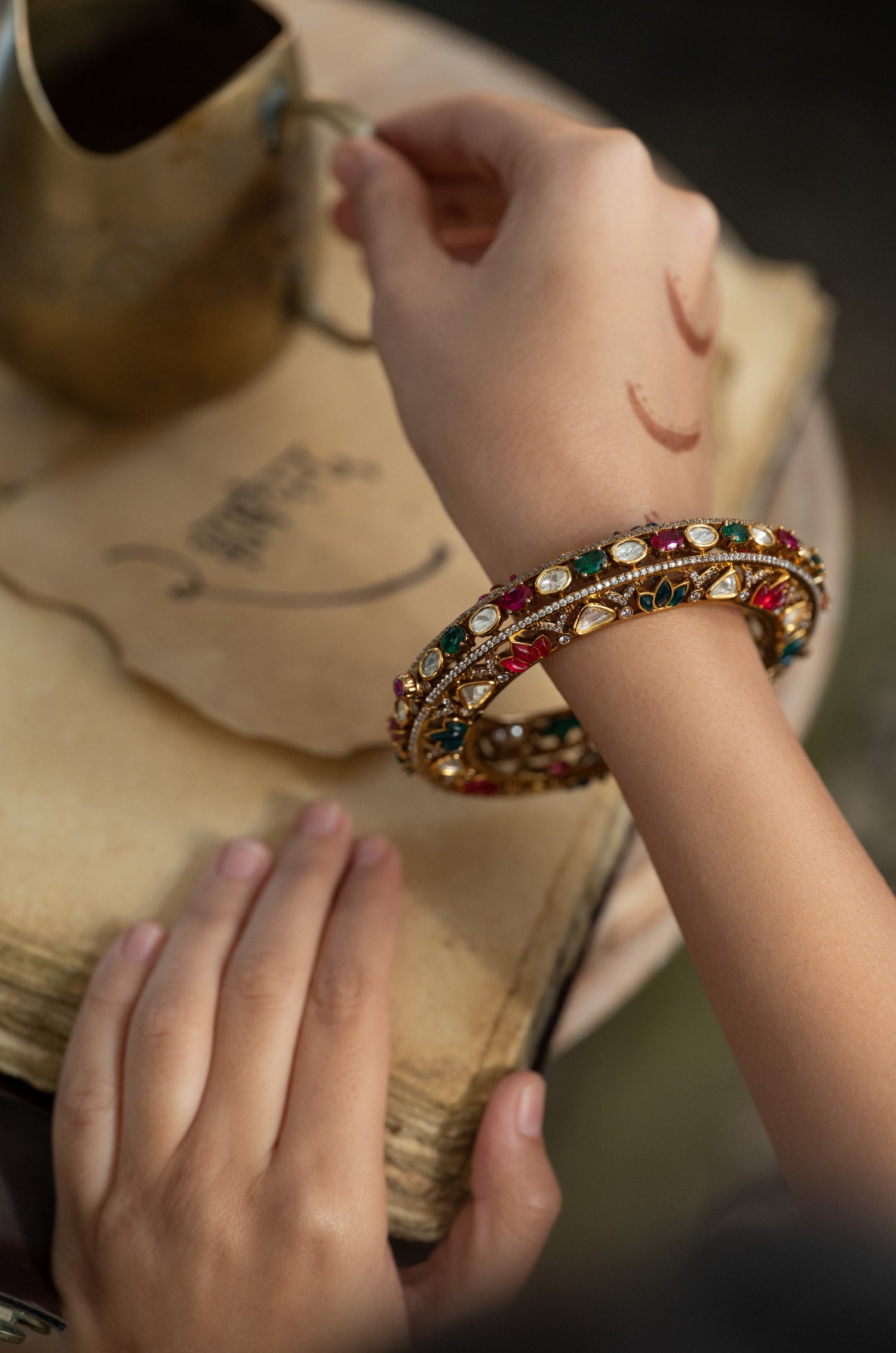 Mahua Polki Bangle