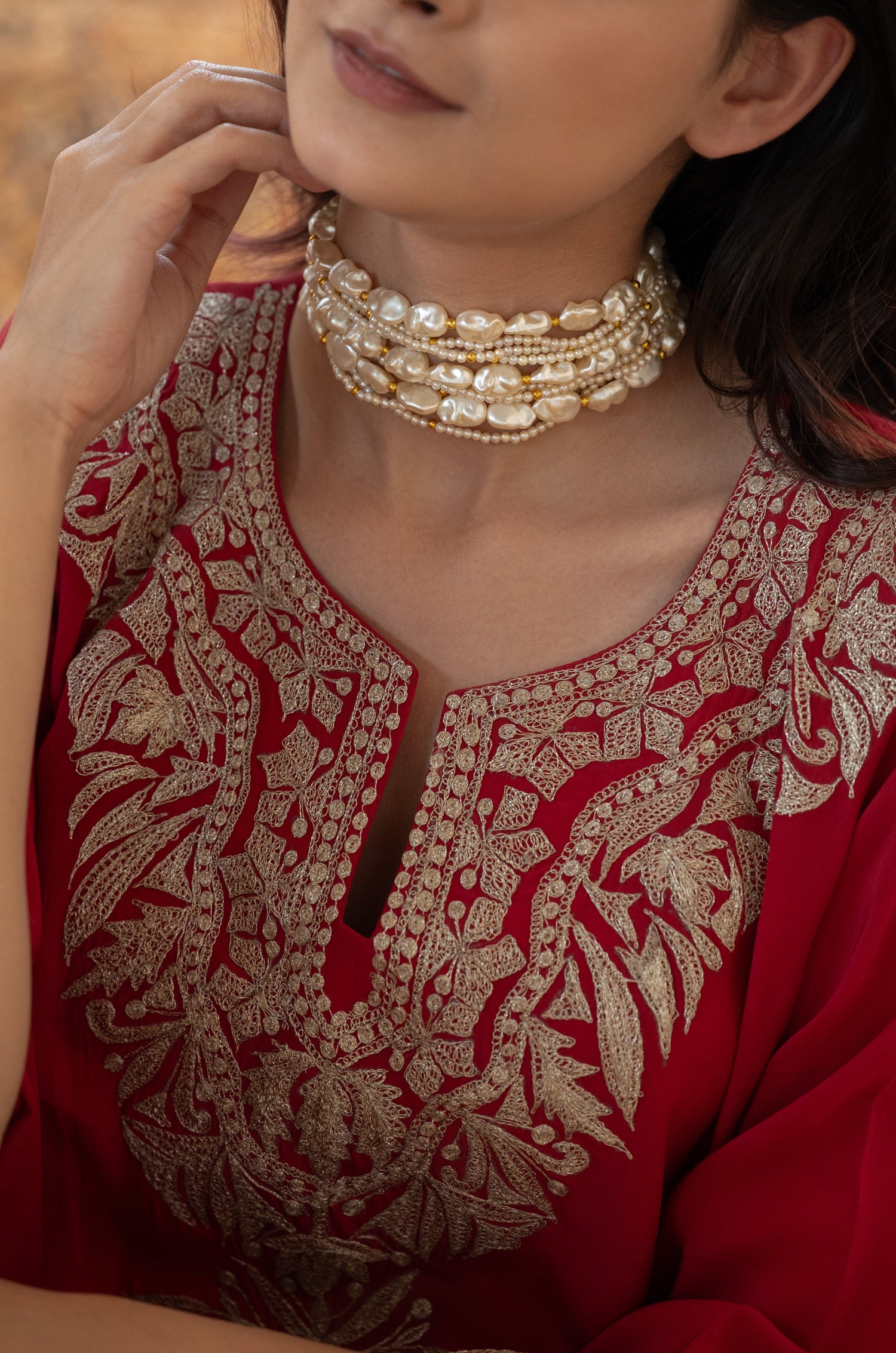 Manyata Pearl Choker Necklace