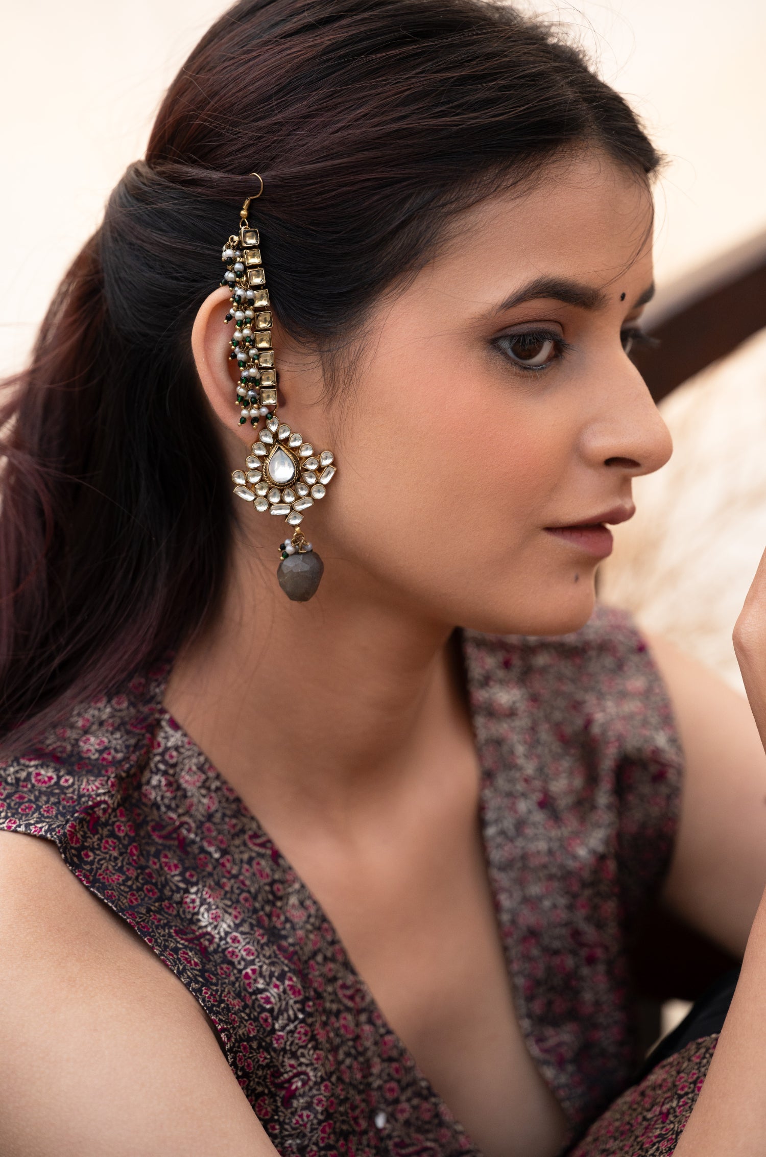 Noor Kundan Earrings