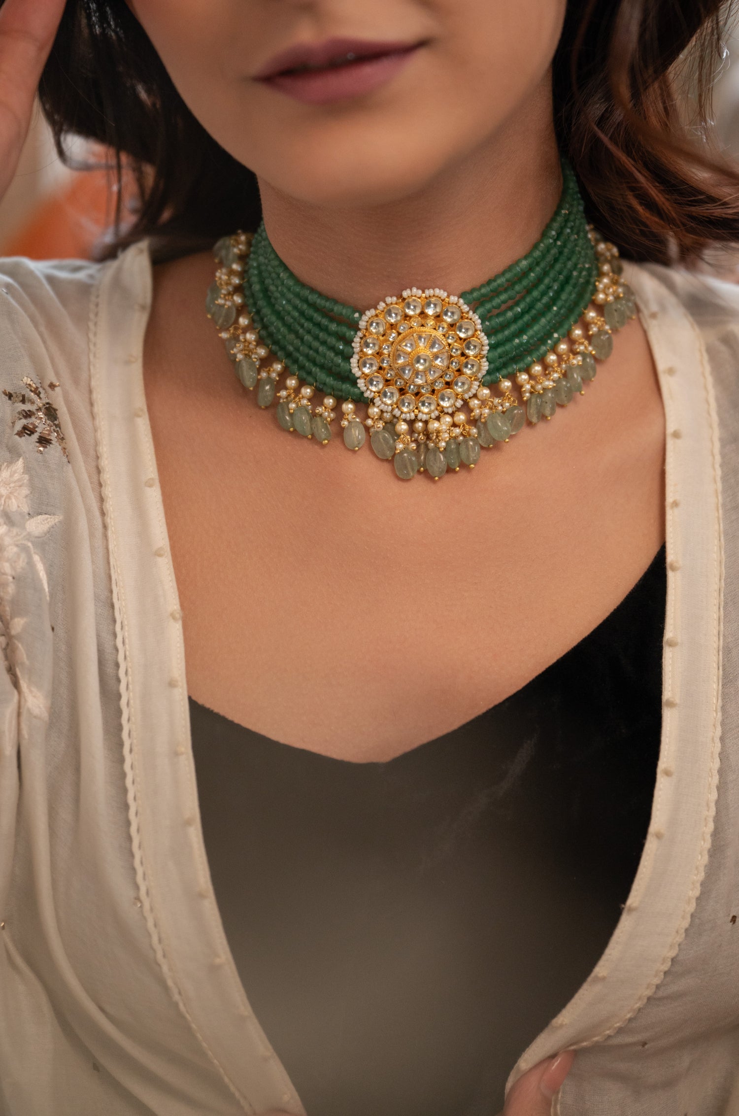 Kavya Mint Kundan Choker