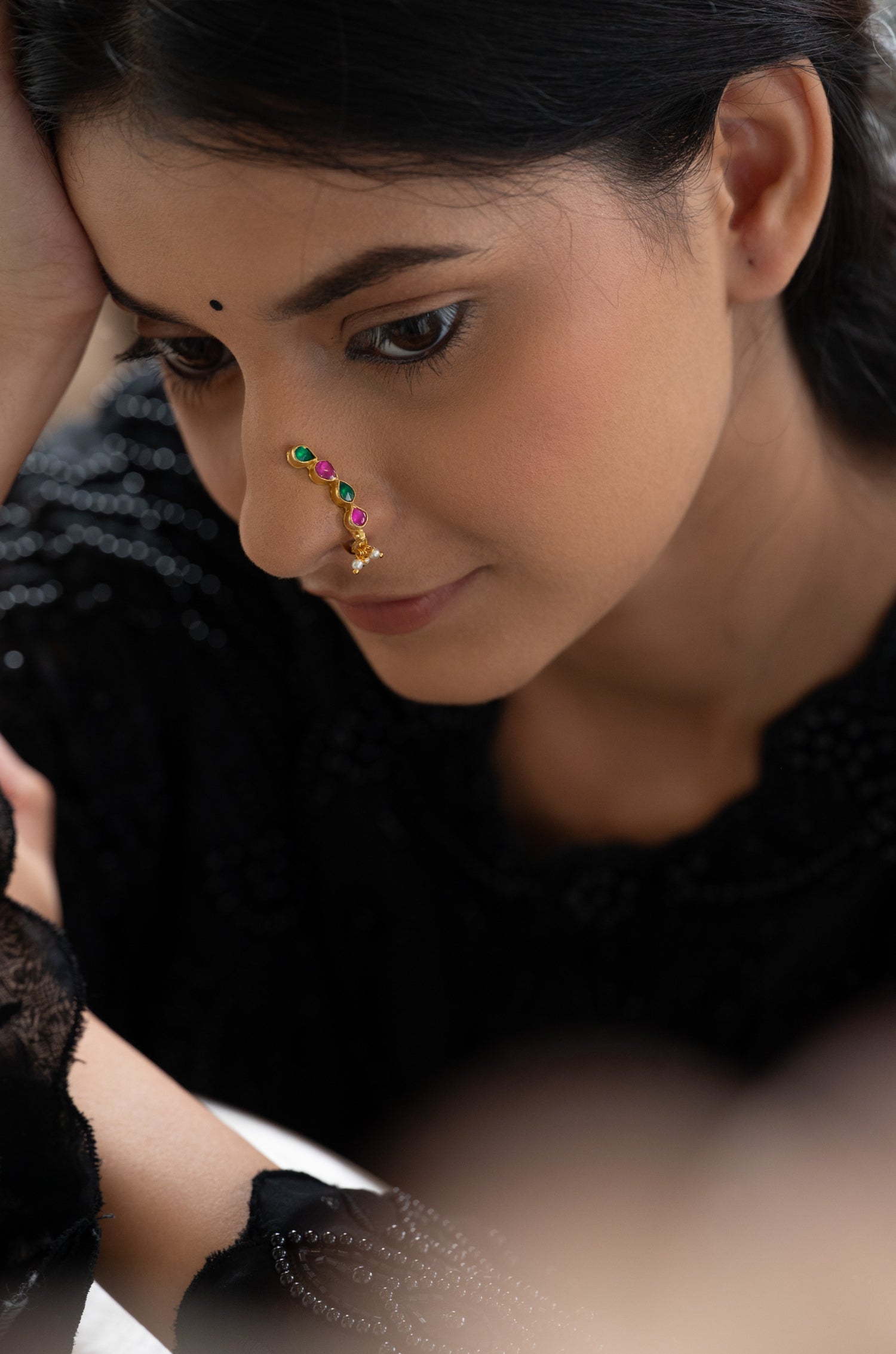Mahi Red Kundan Nosepin