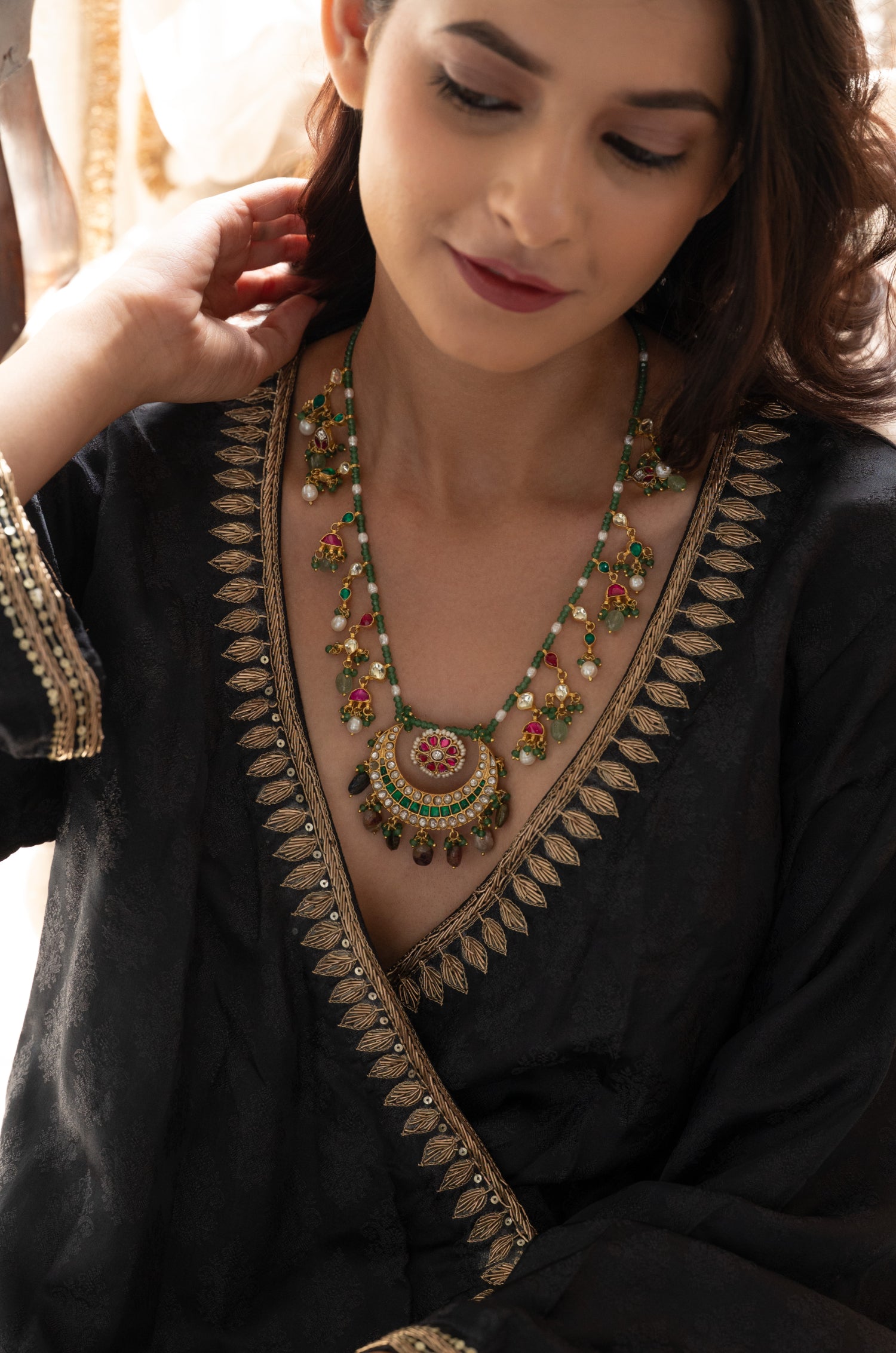 Fariyah Green Pearl Necklace