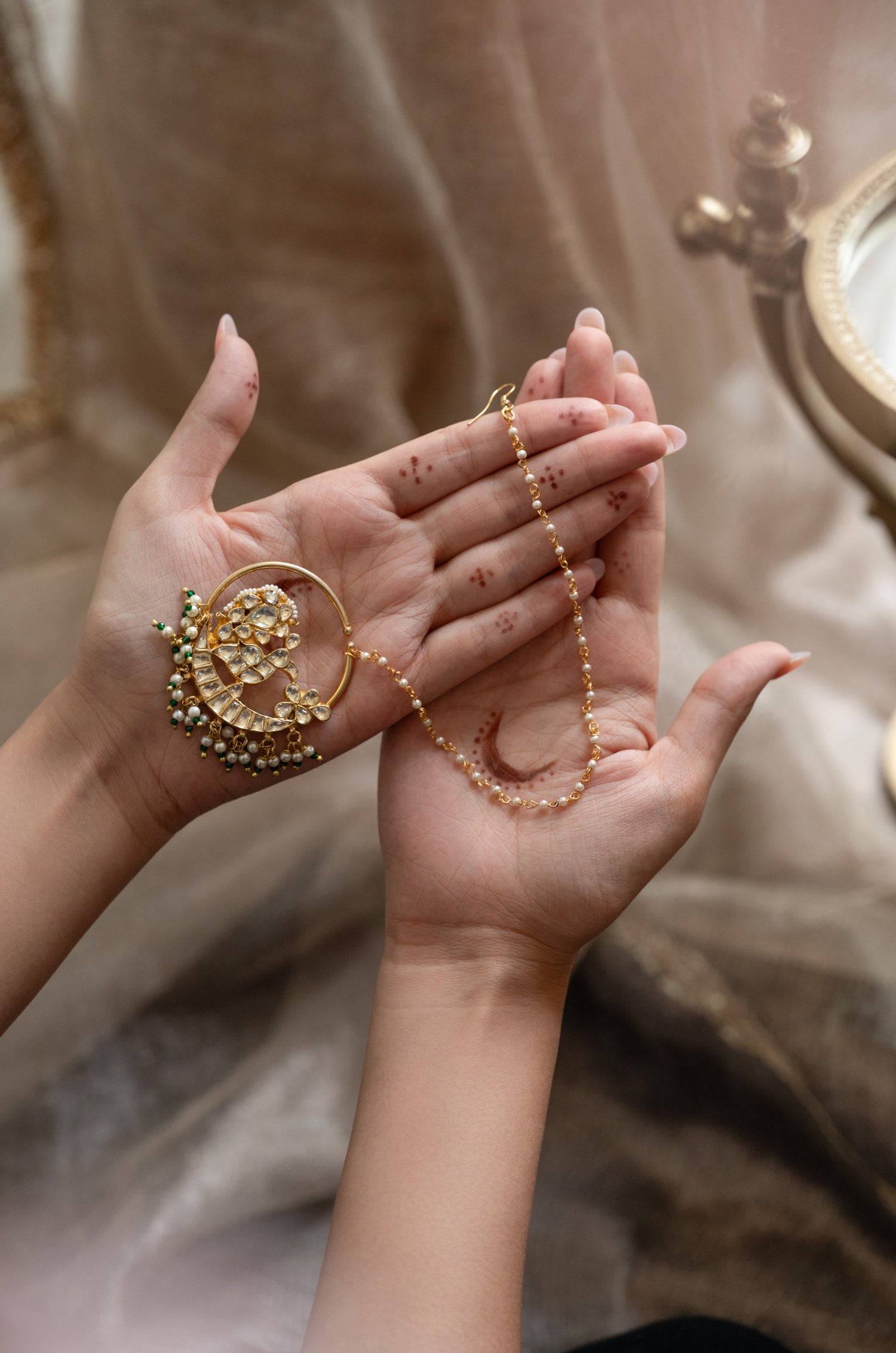 Gargi Kundan Nosepin