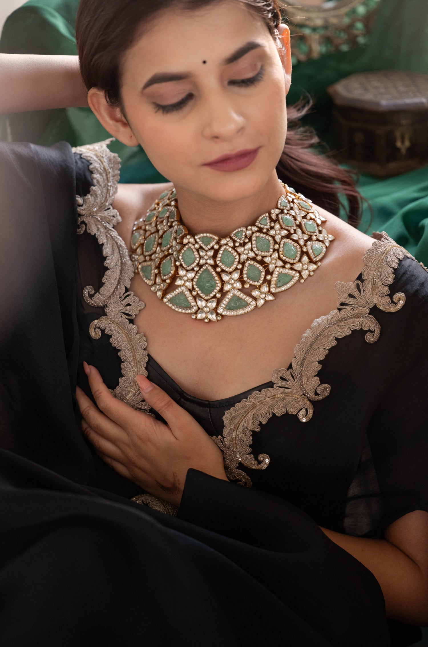 Antra Kundan Necklace Set
