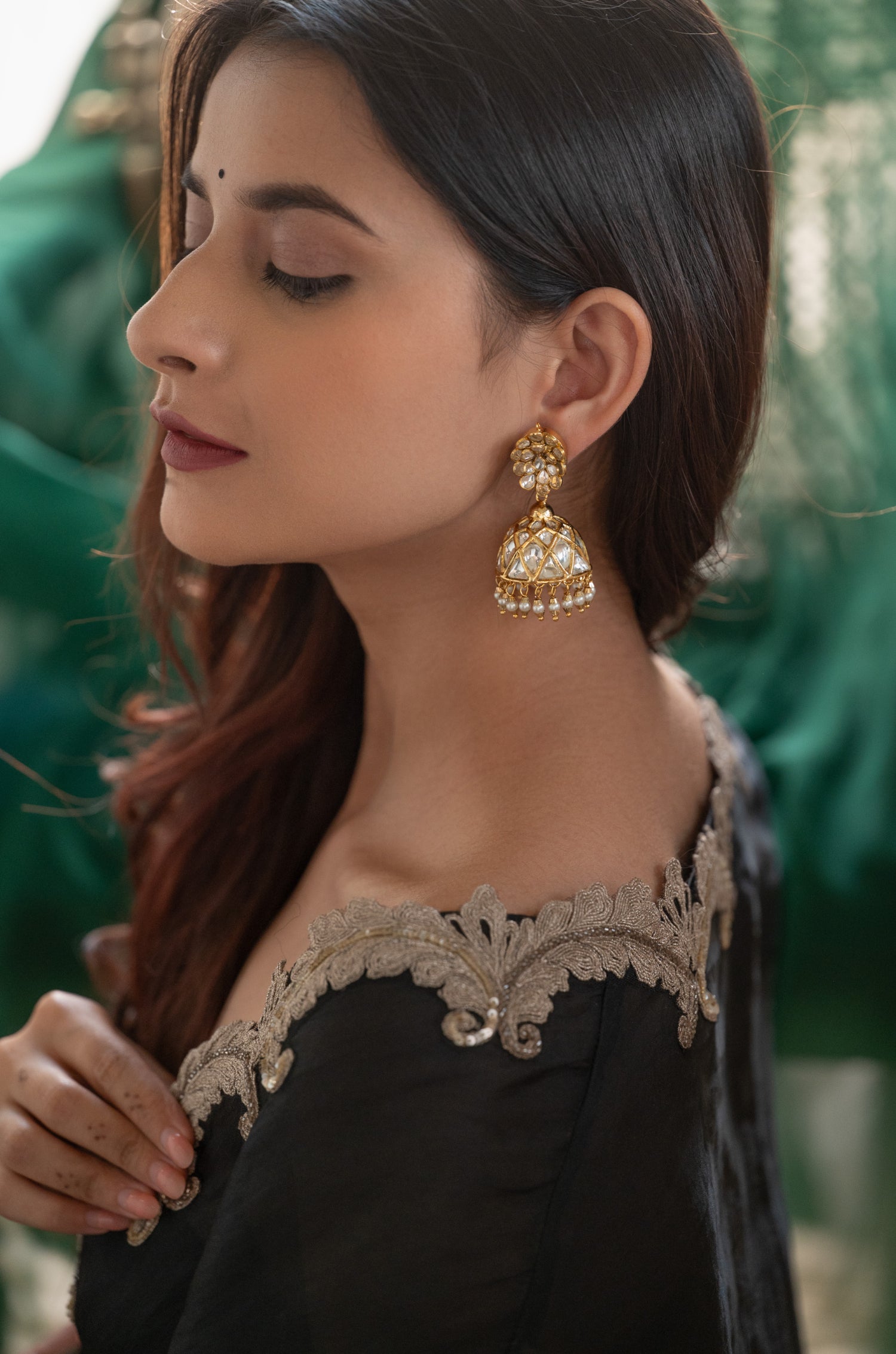Zeenat Kundan Jhumka
