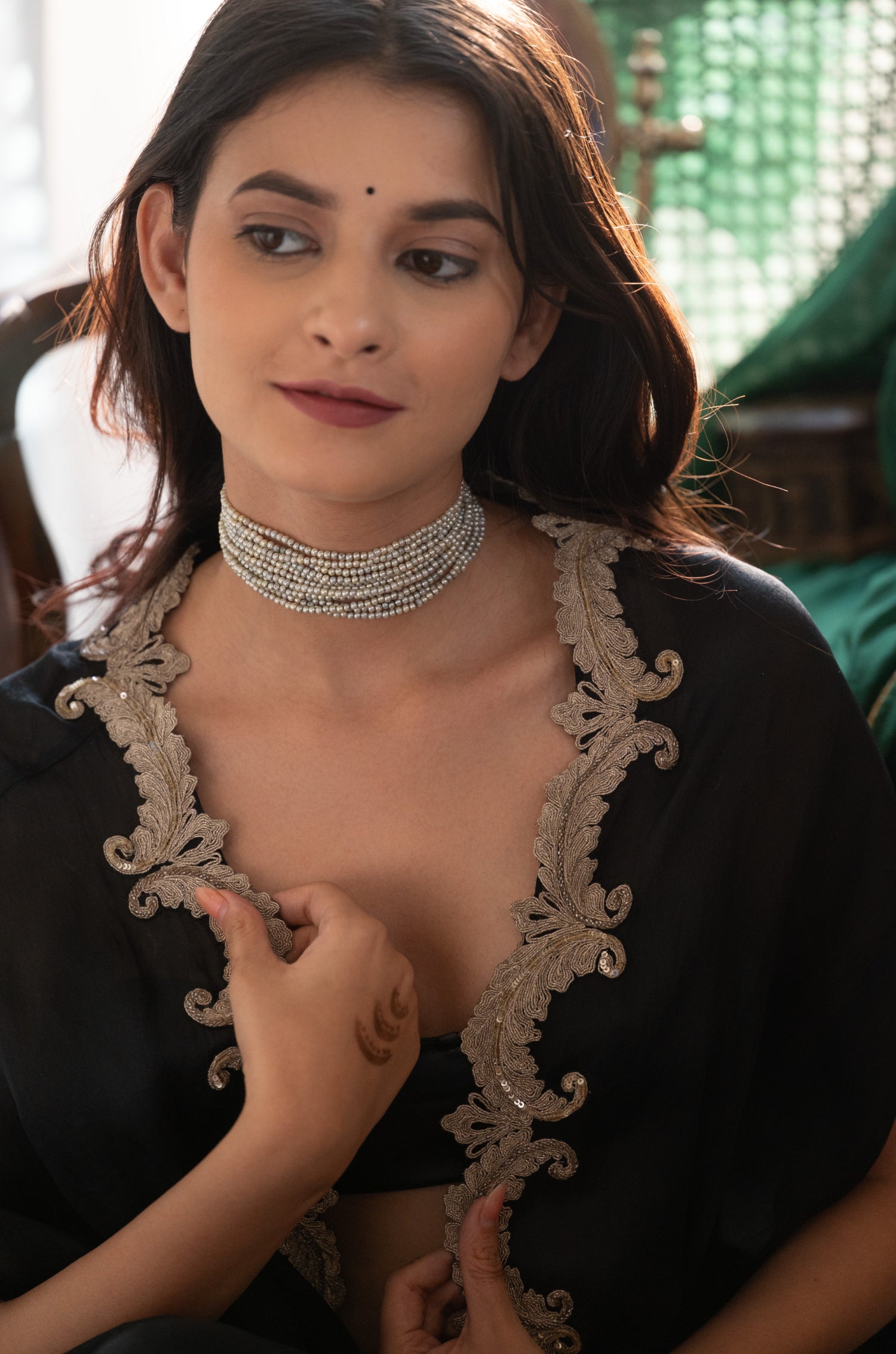 Kanika Fresh Water Pearls Choker