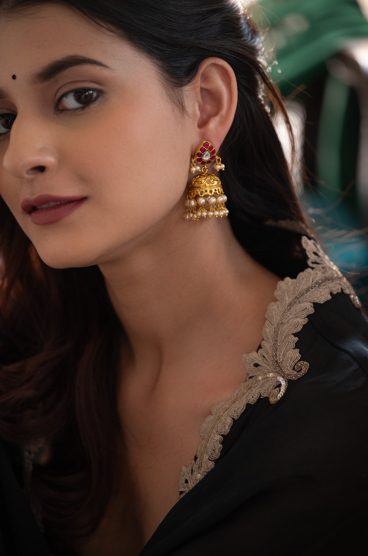 Luna Kundan Jhumka Earrings