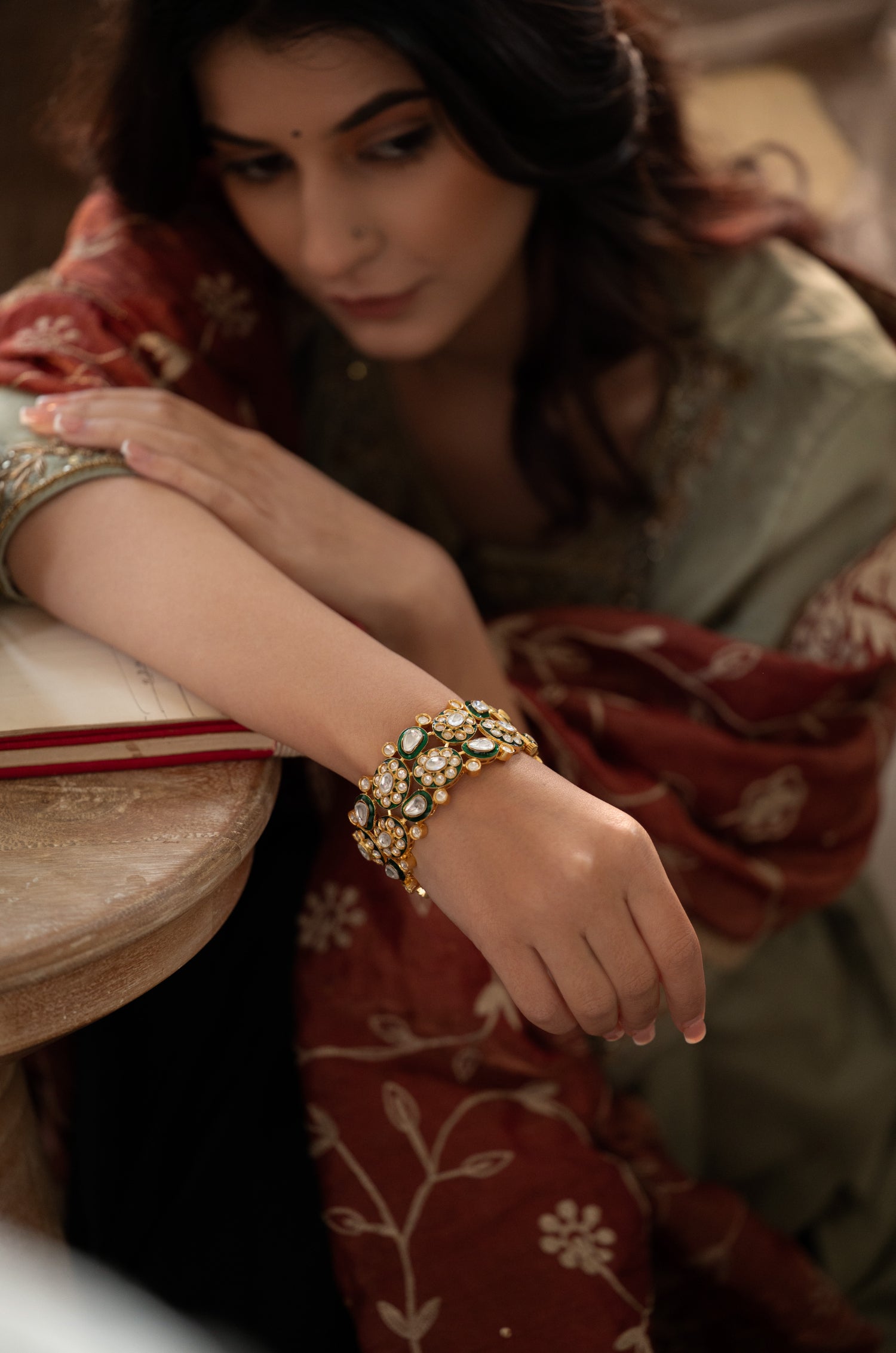 Abida Green Uncut Polki Bangle