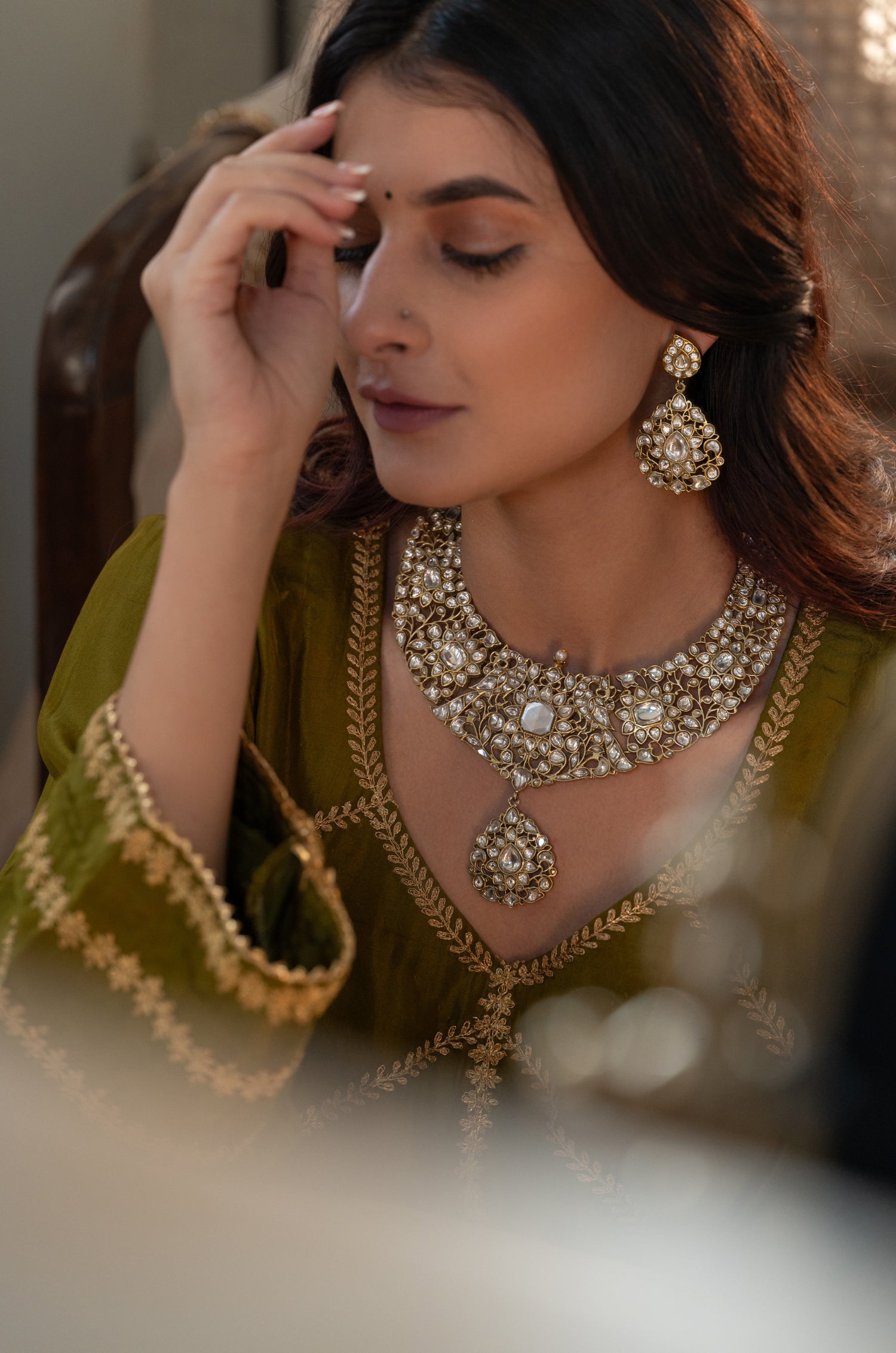 Ayra Kundan Necklace Set