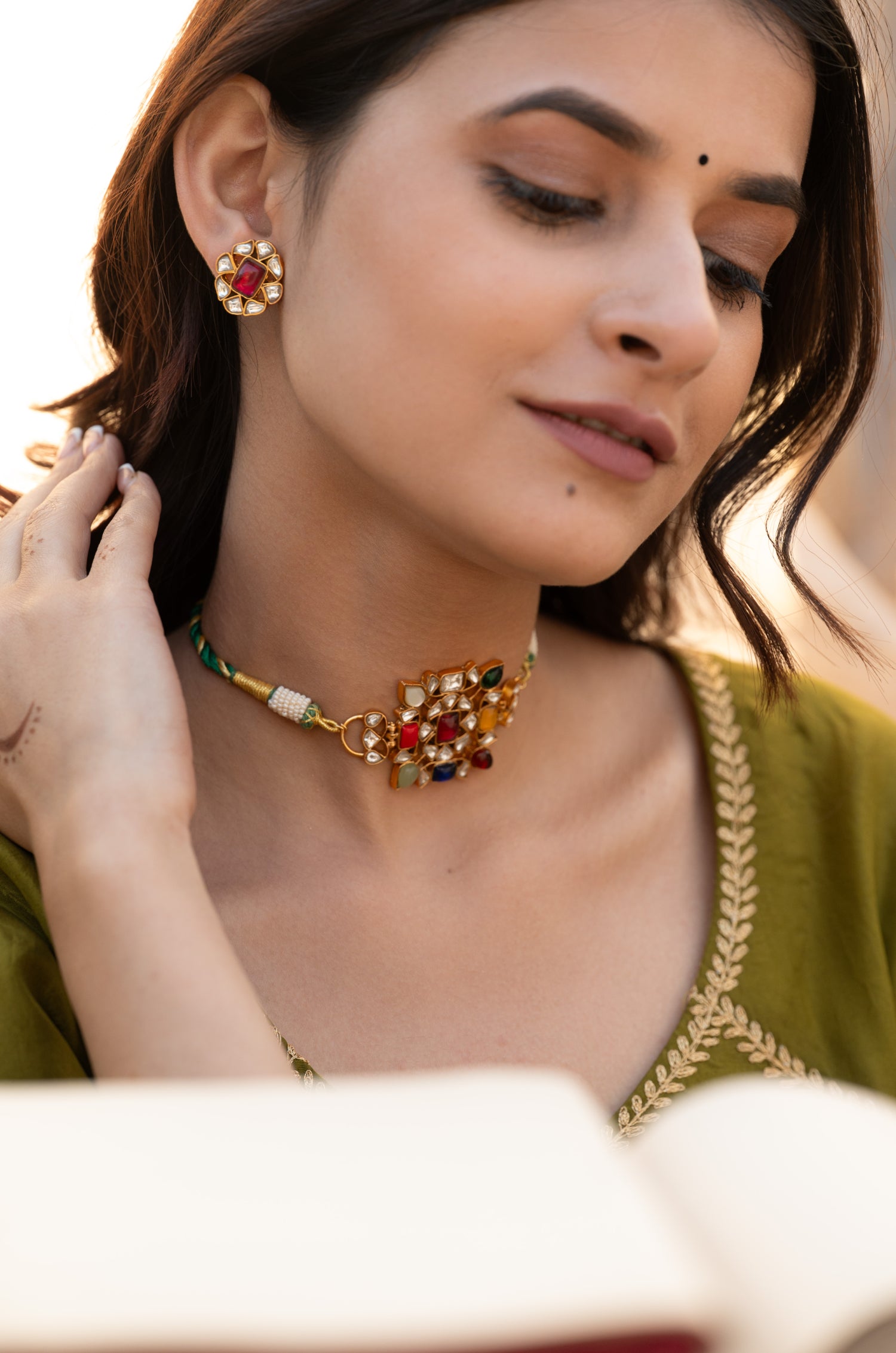 Wamika Navrattan Choker Necklace Set