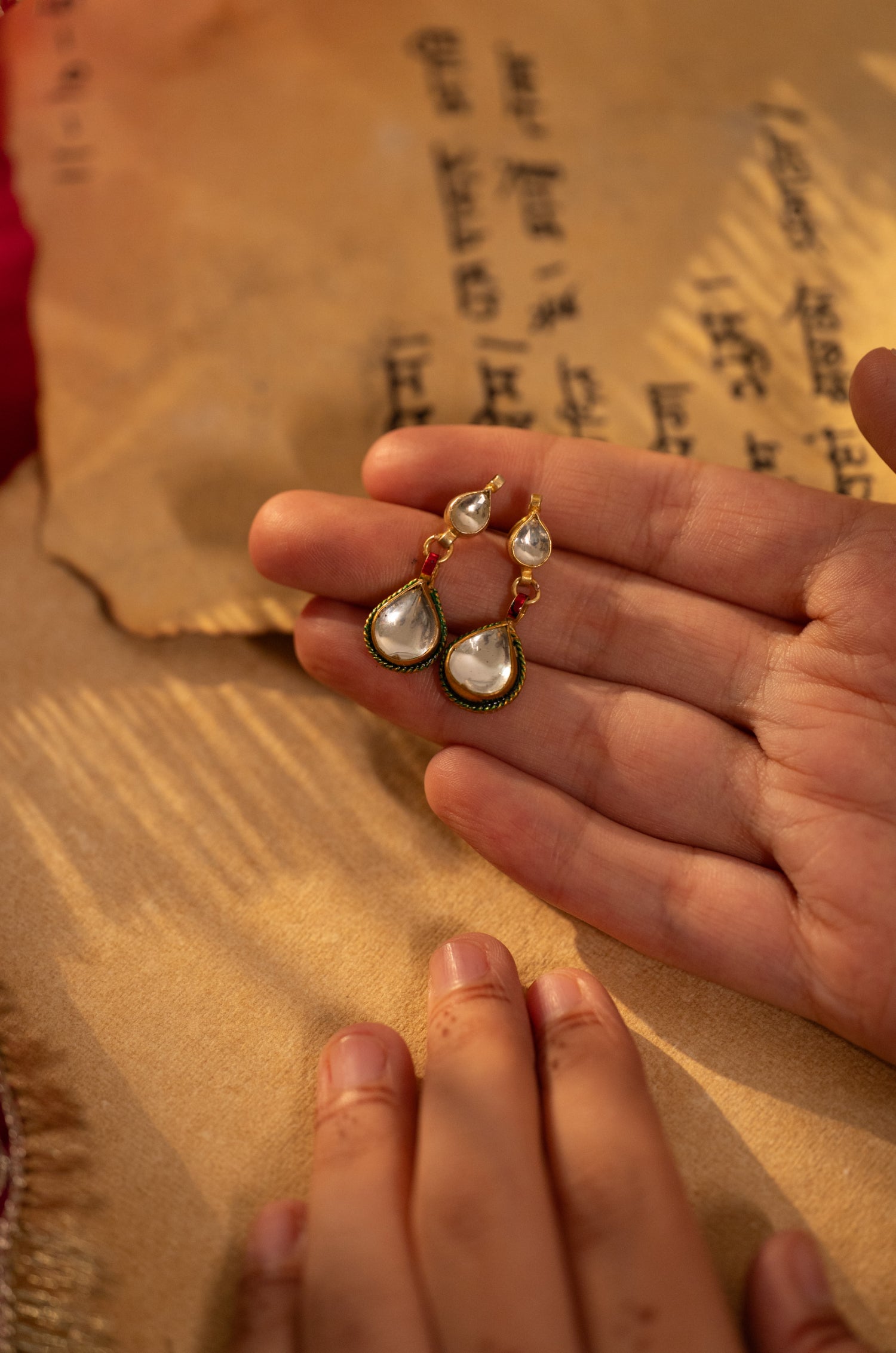 Avni Kundan Earrings