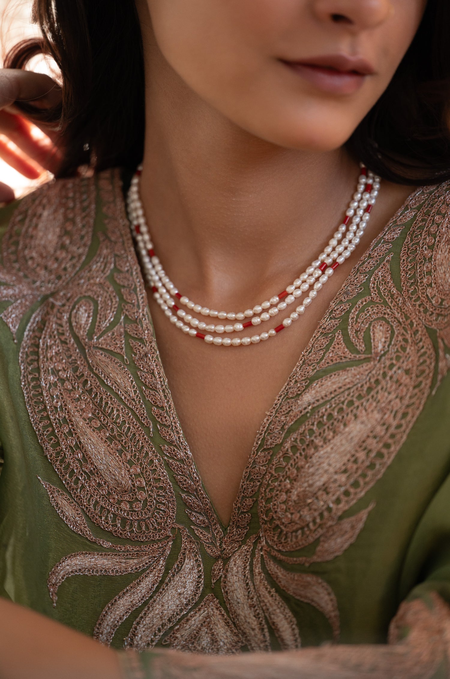 Saveri Rice Pearls Necklace