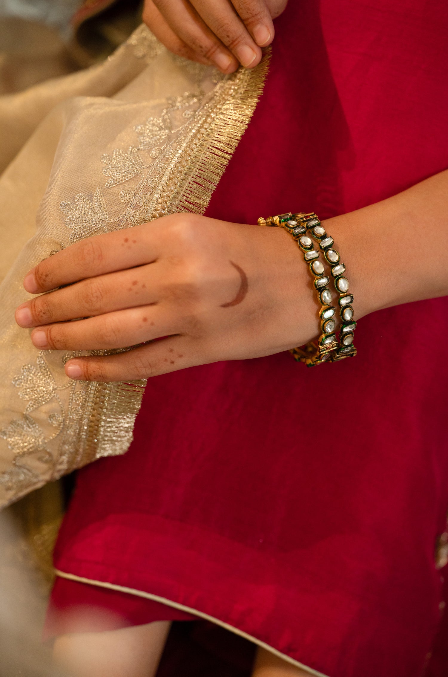 Vihaan Kundan Bangles - Set of 2