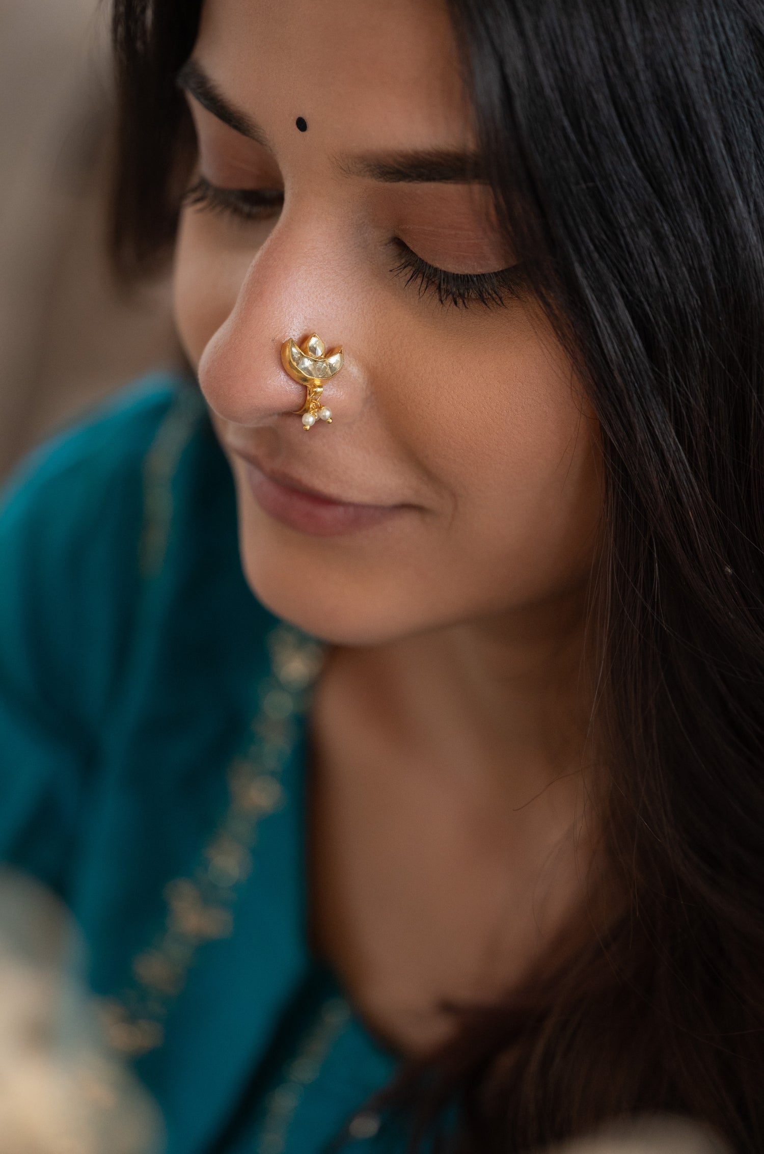 Priya Kundan Nosepin